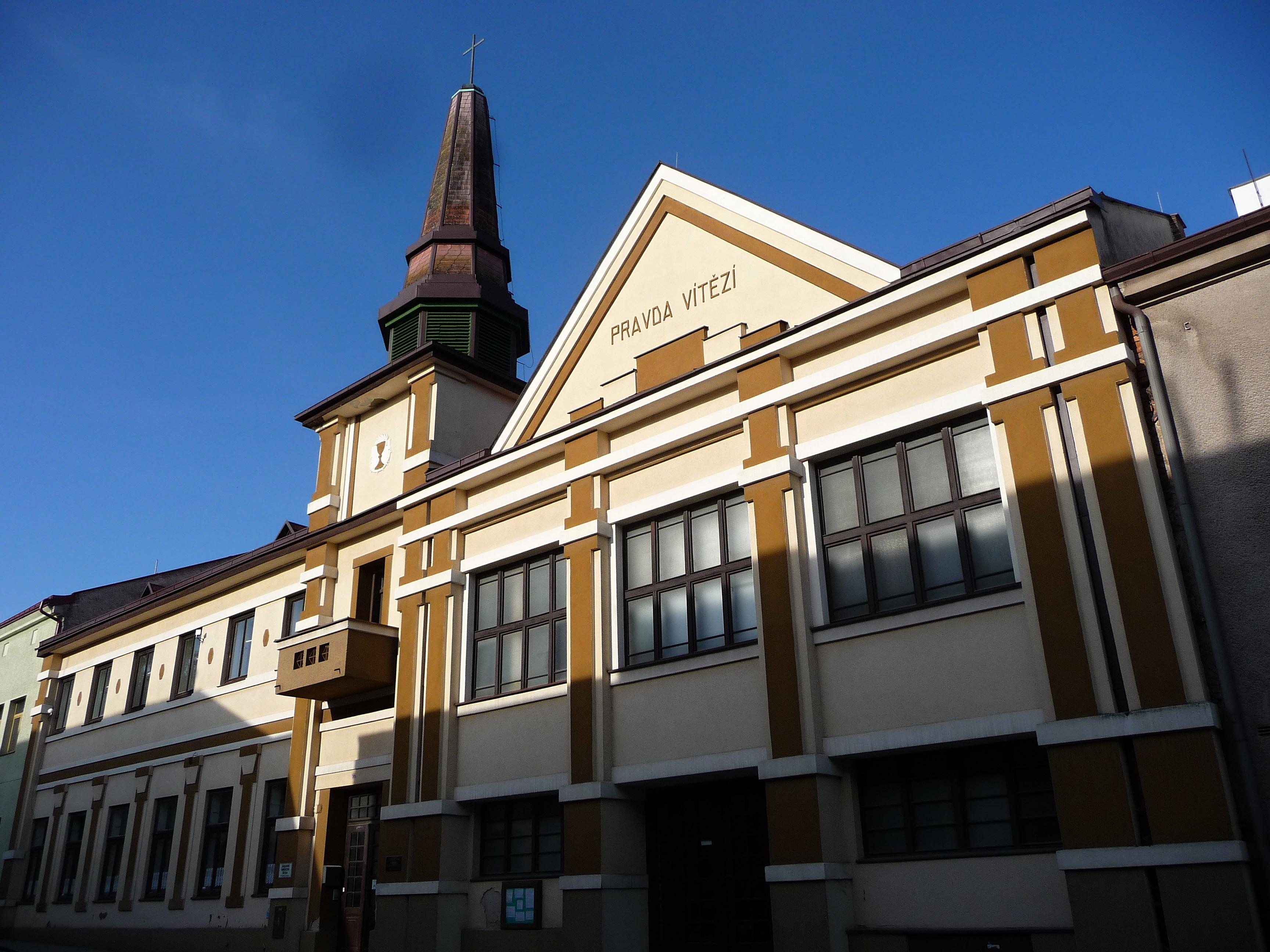 Náboženská obec Církve československé husitské v Červeném Kostelci foto 5