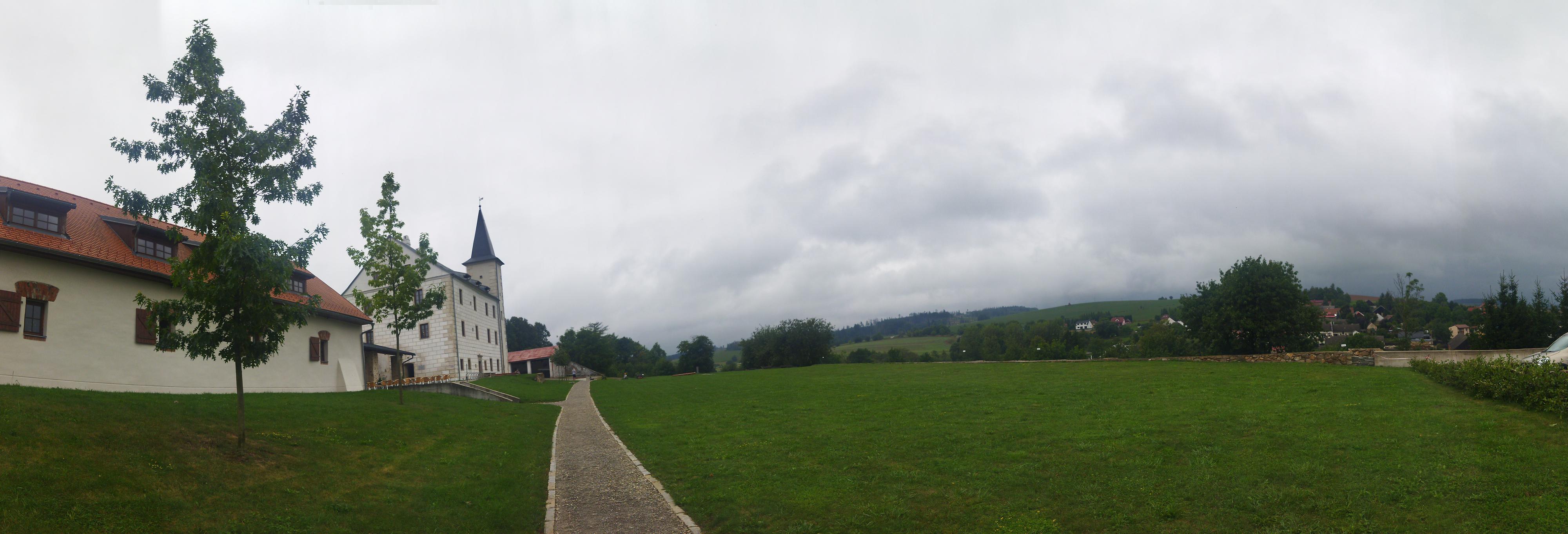 Zámek Příseka foto 3