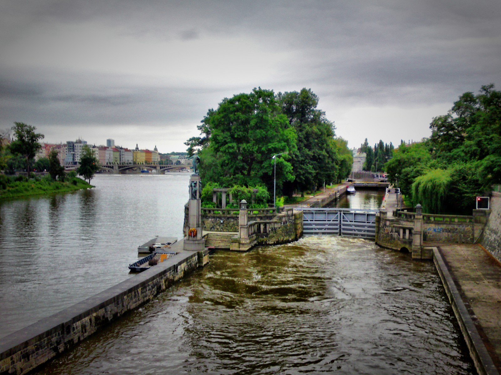 Plavební komora Praha-Smíchov
