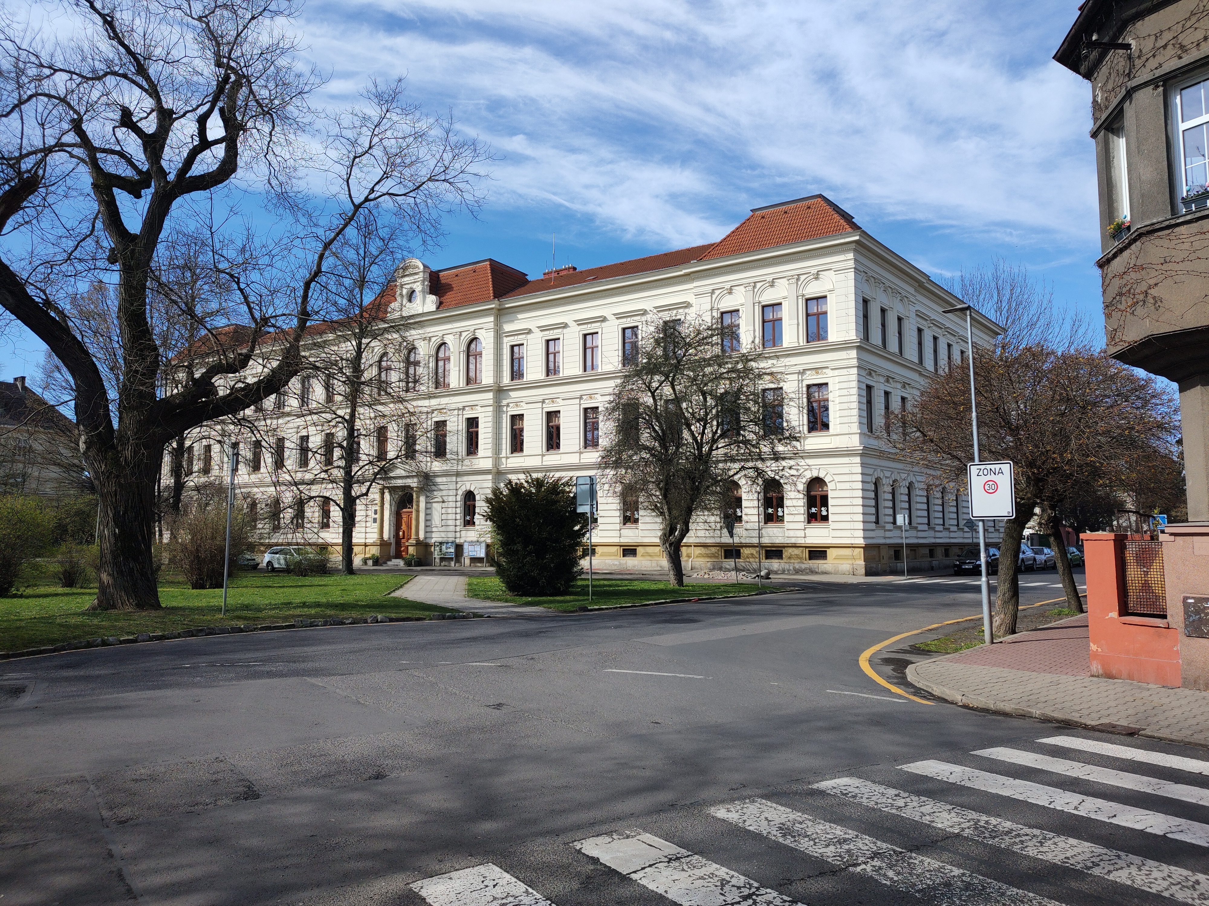 Základní škola Lovosice, Sady pionýrů 355/2, okres Litoměřice foto 6