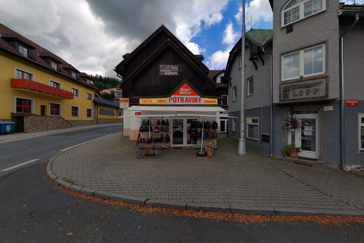 Super Market - Potraviny - Textil