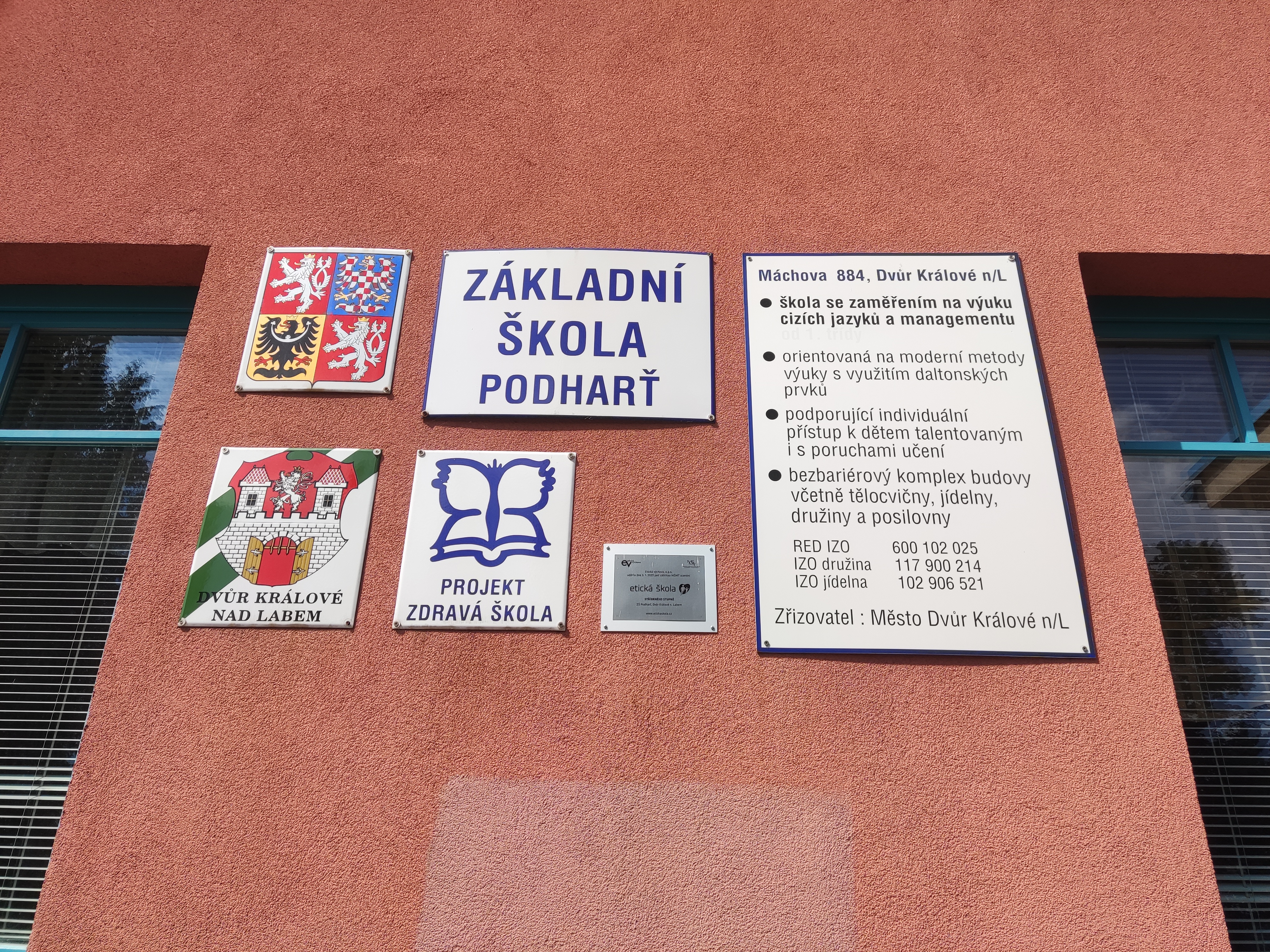 ZŠ Podharť Dvůr Králové nad Labem foto 3