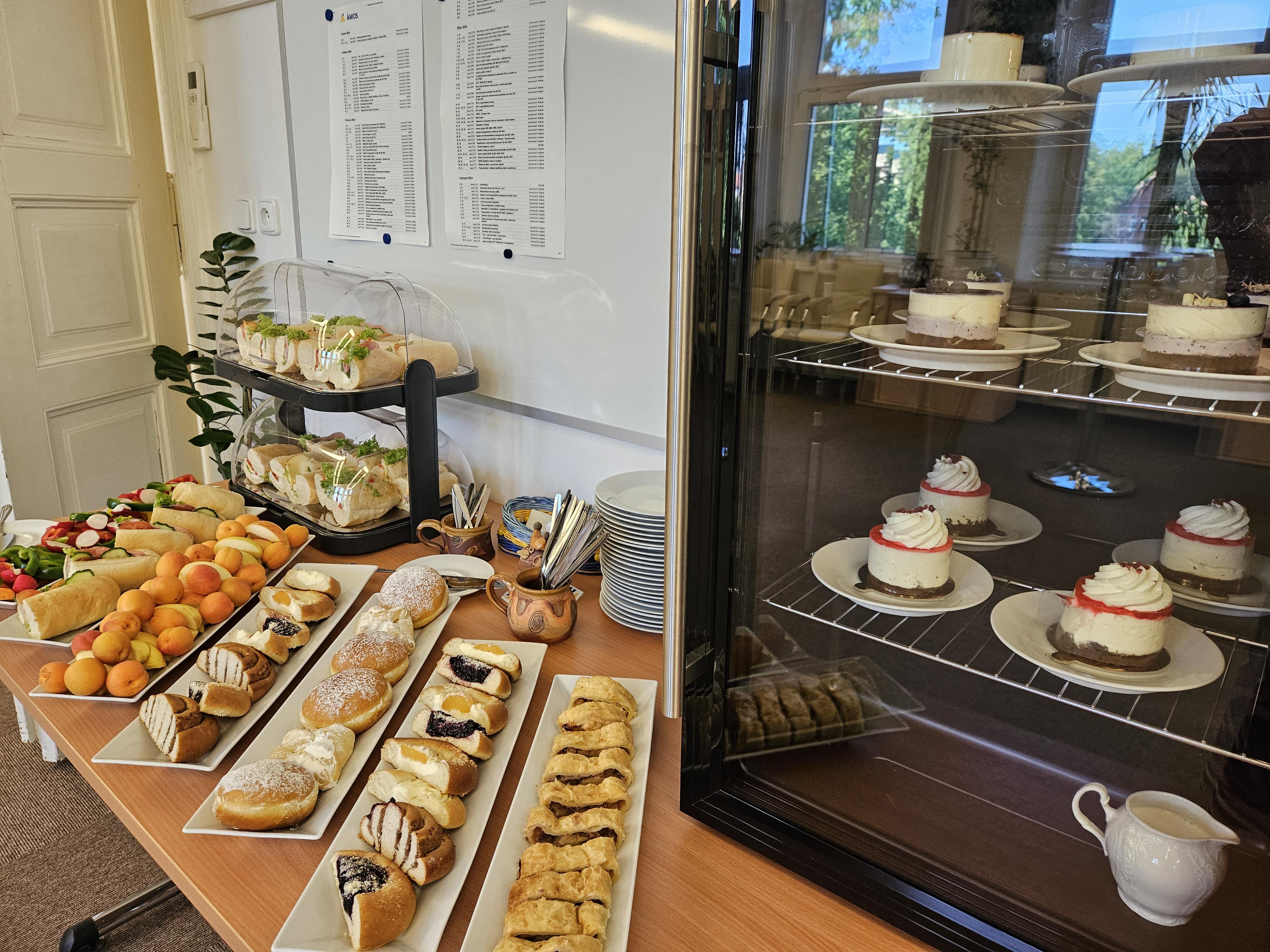 Agentura Ámos foto 3