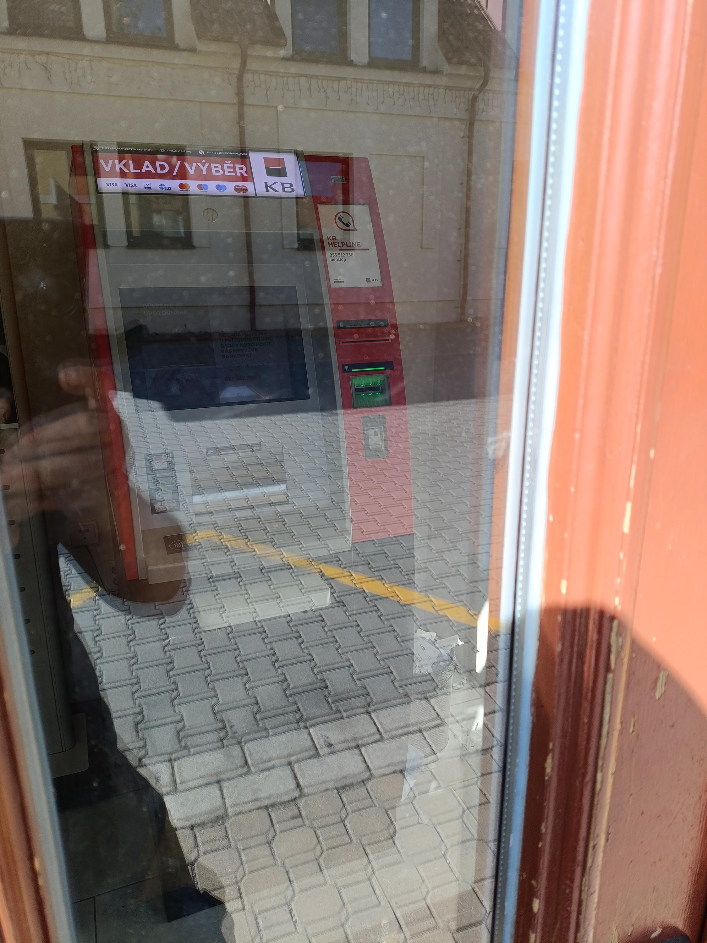 Bankomat Komerční banky foto 2