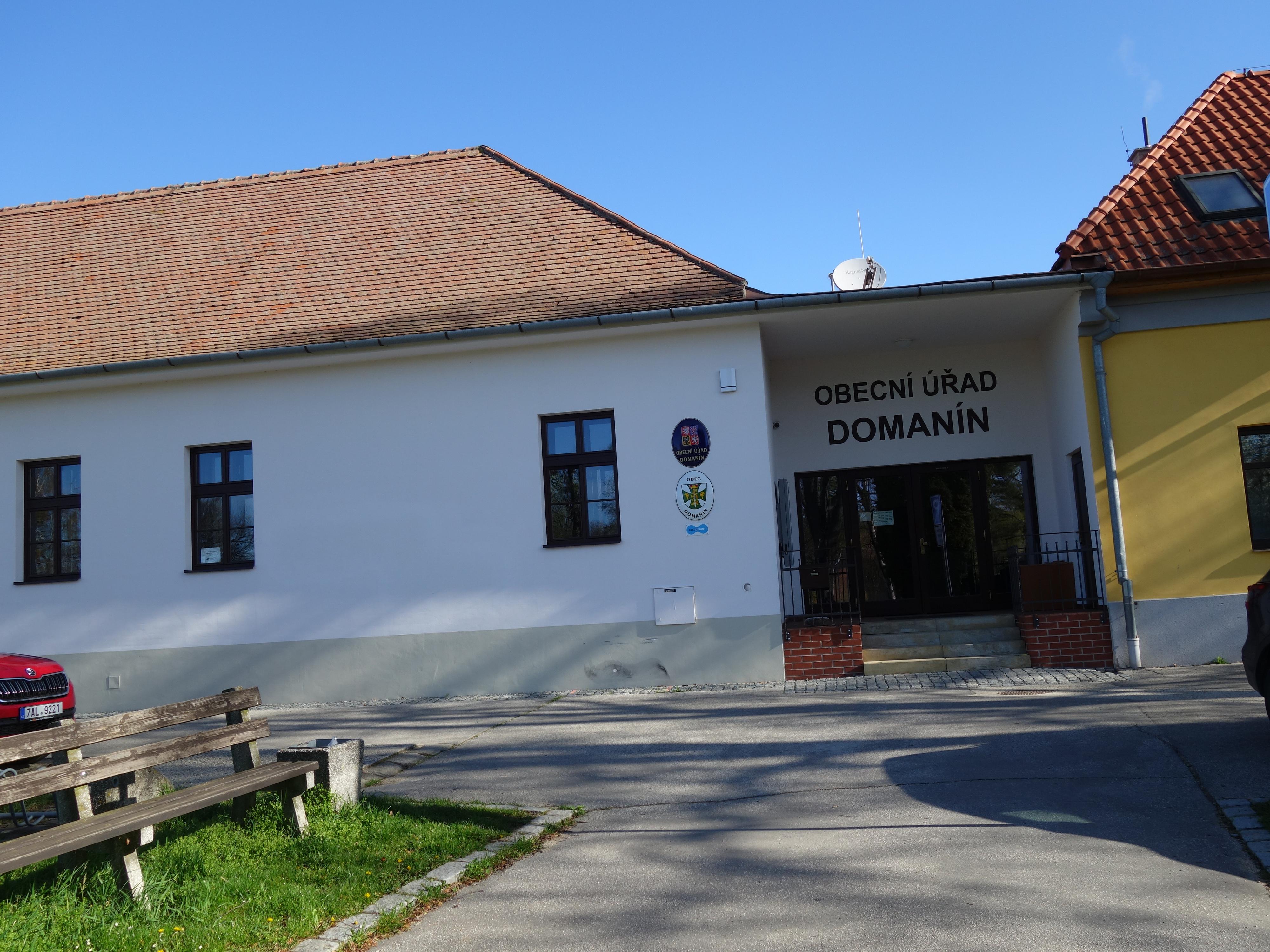 Domanín - obecní úřad foto 4