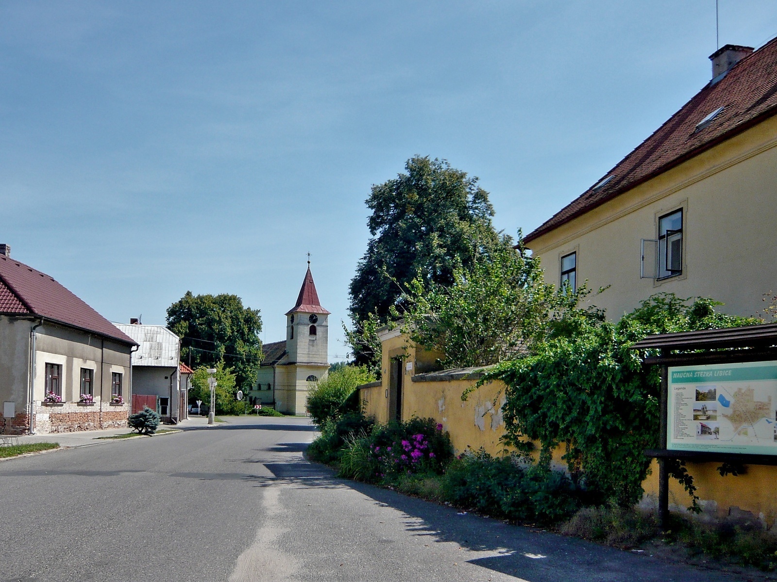 Pamětní síň Slavníkovské Libice foto 1