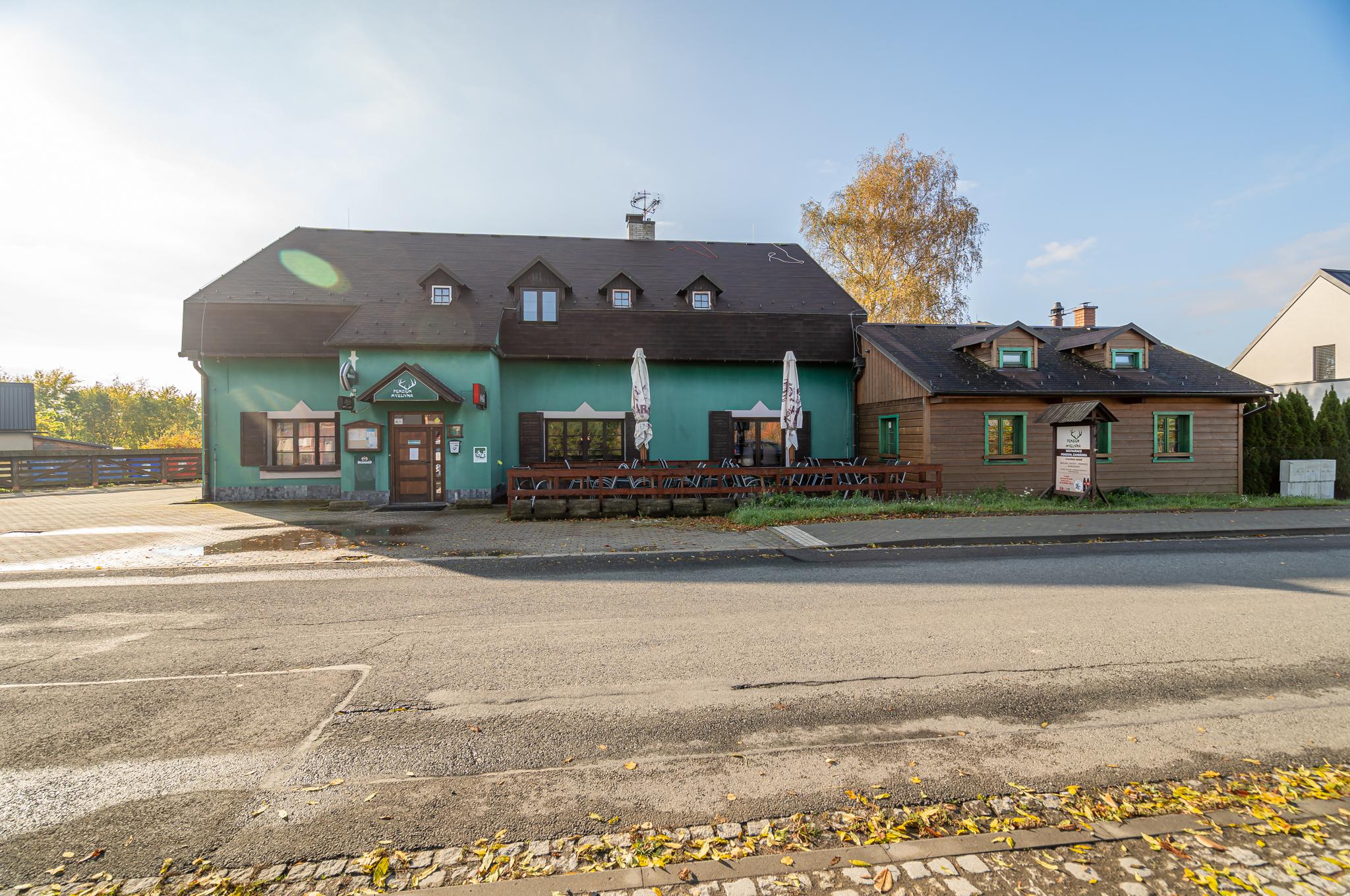 Penzion a Restaurace Myslivna