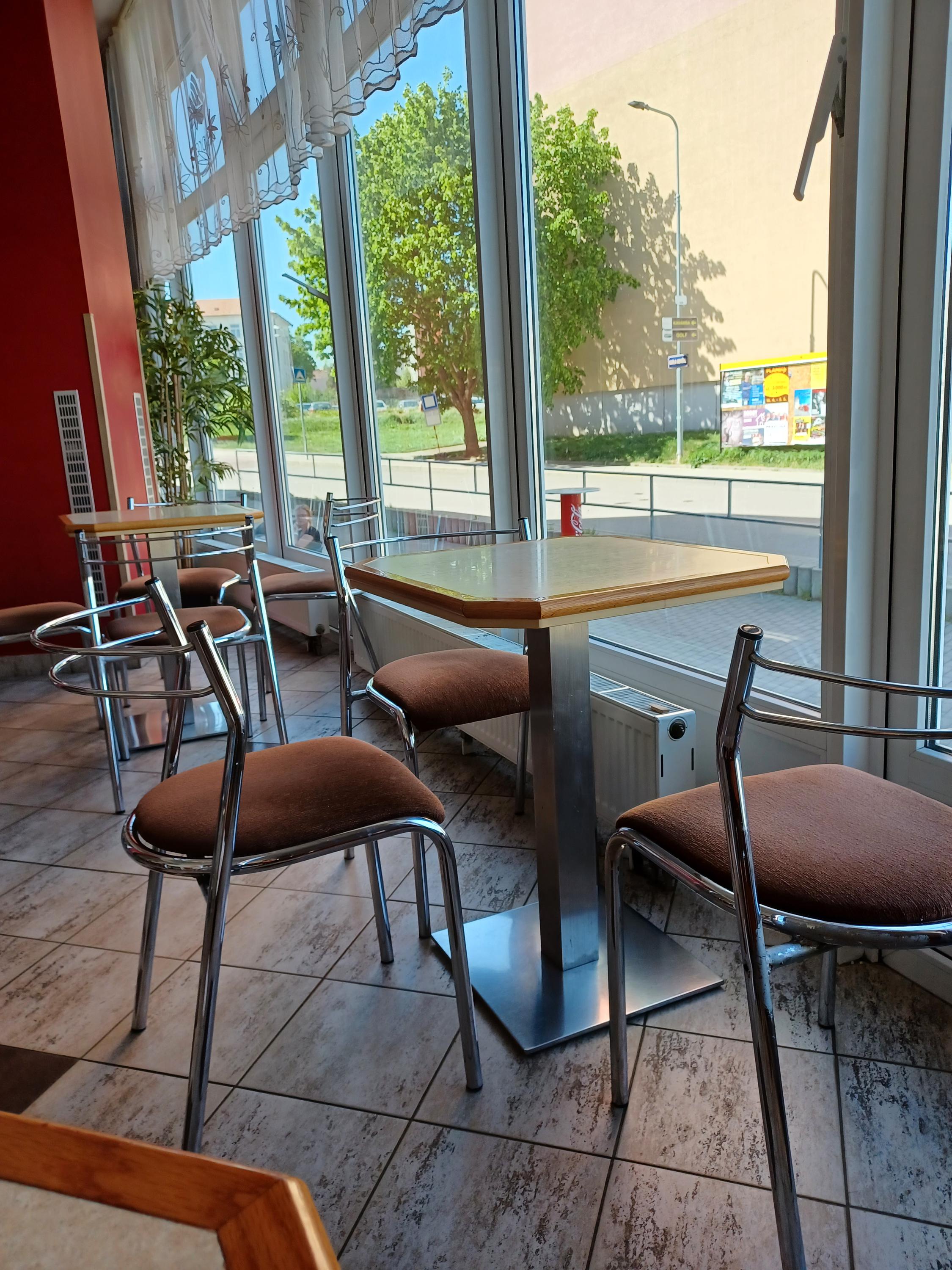 Italská kavárna a cukrárna Pavel Lípa foto 5