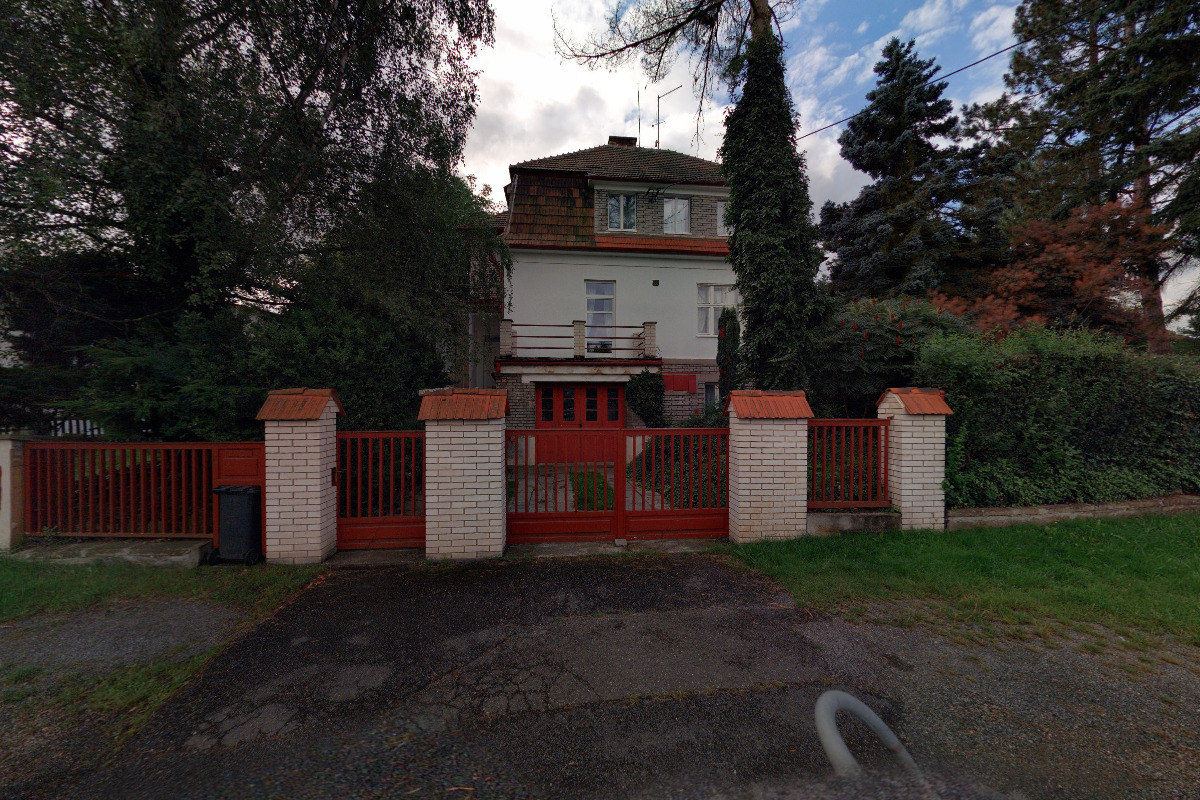 Mgr. Veronika Kuklíková - lektorka němčiny, překlady