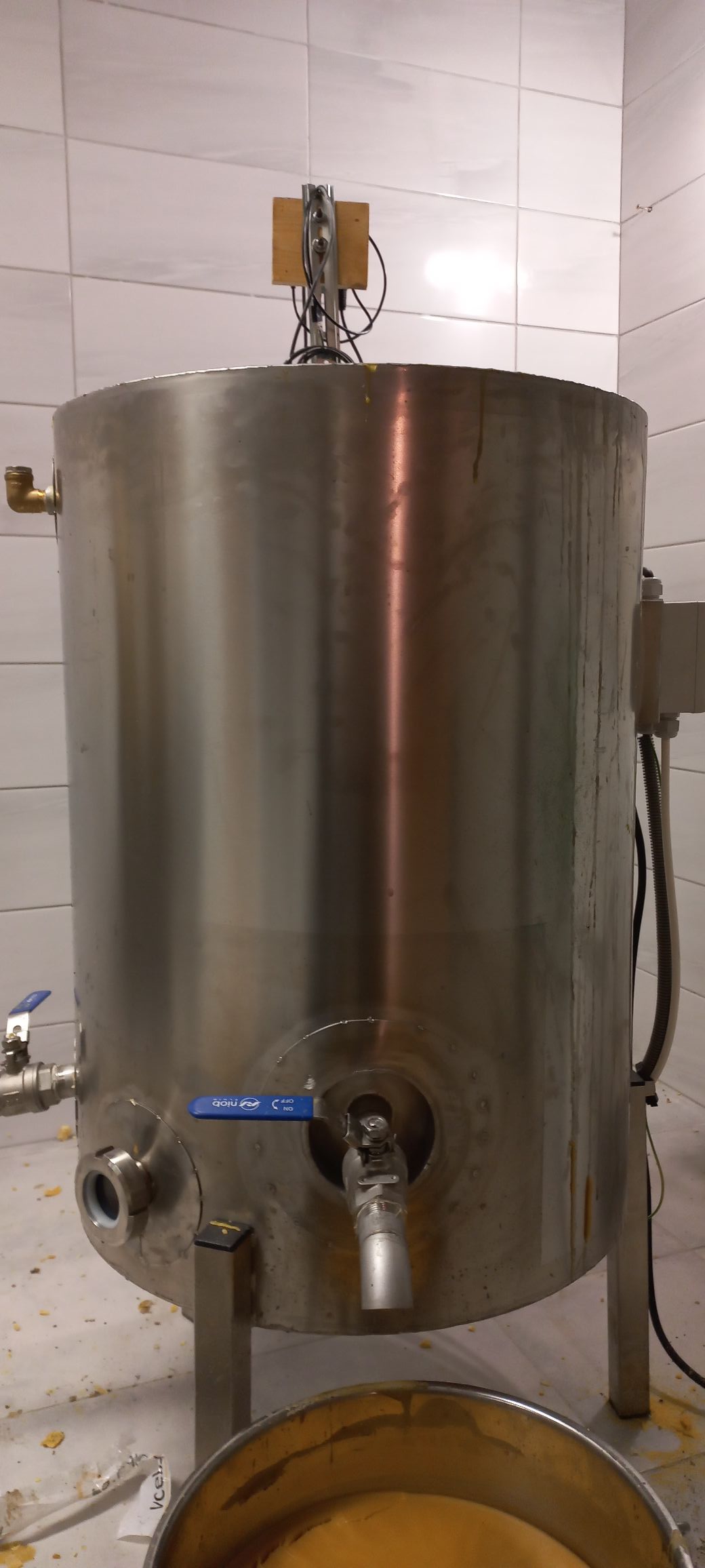 MEZISTĚNY Milan Majorenko foto 2