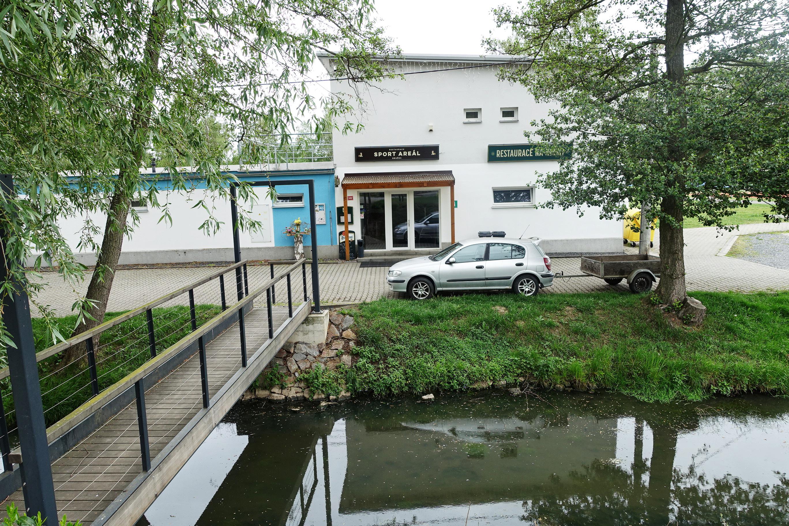 Sportovní areál - SK Družec foto 2