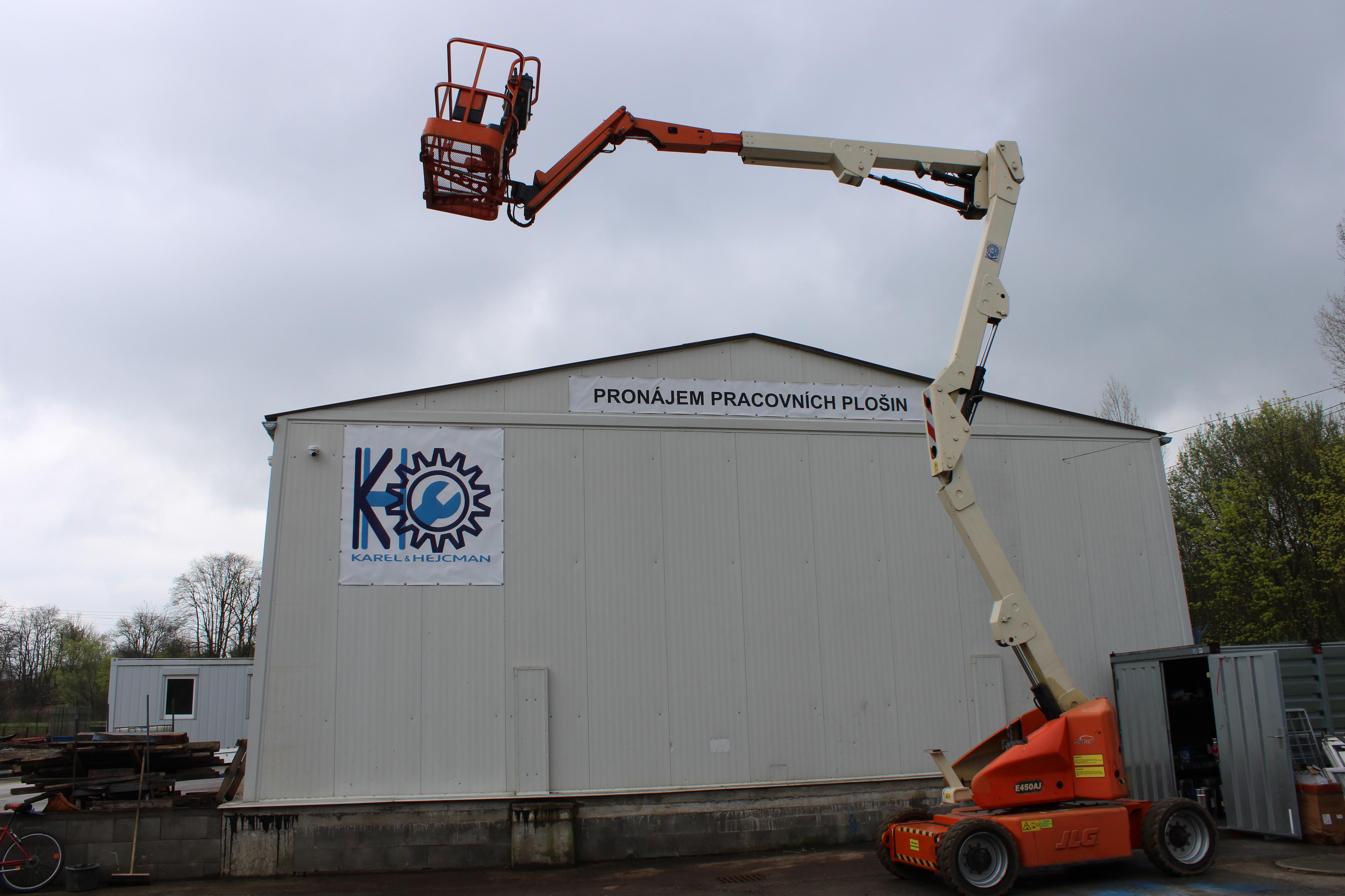 Pronájem plošin Jiří Karel & Petr Hejcman foto 3