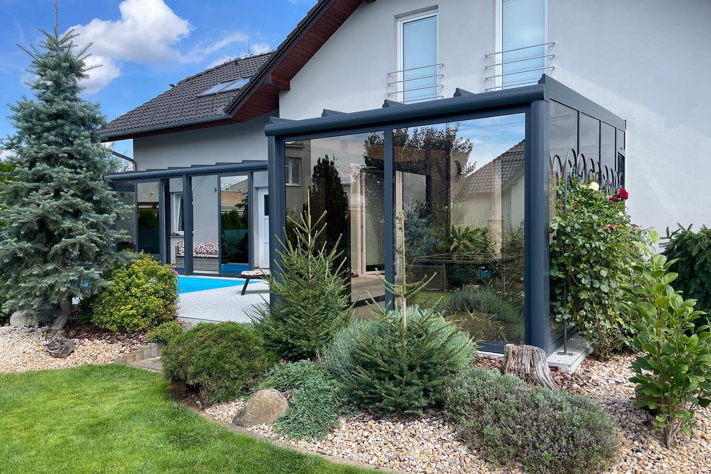 Moderní  celoroční zimní zahrady na míru.