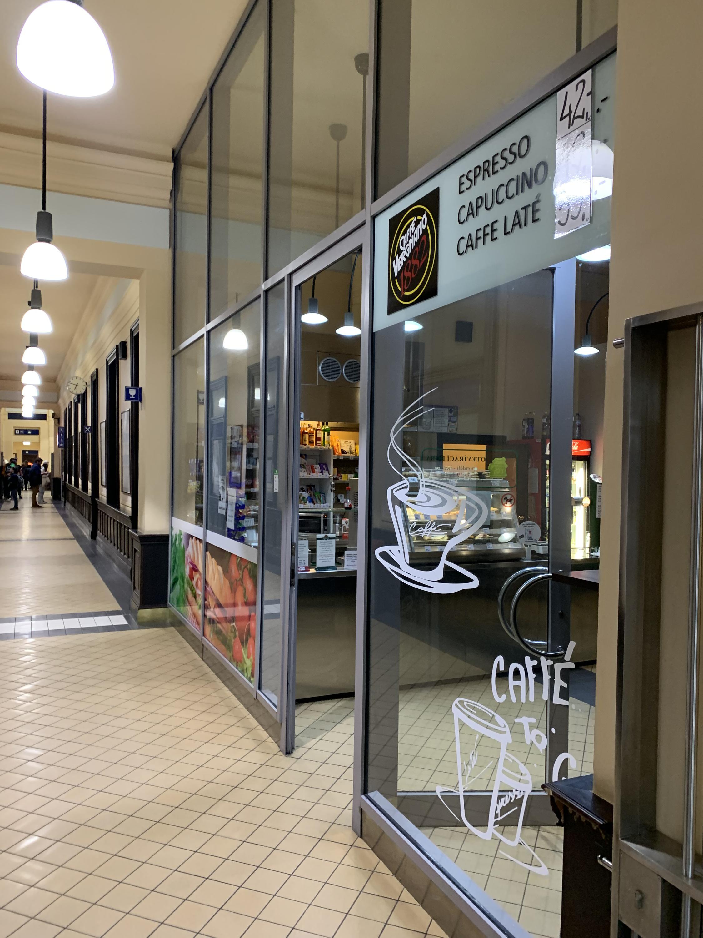 Nádražní restaurace foto 6