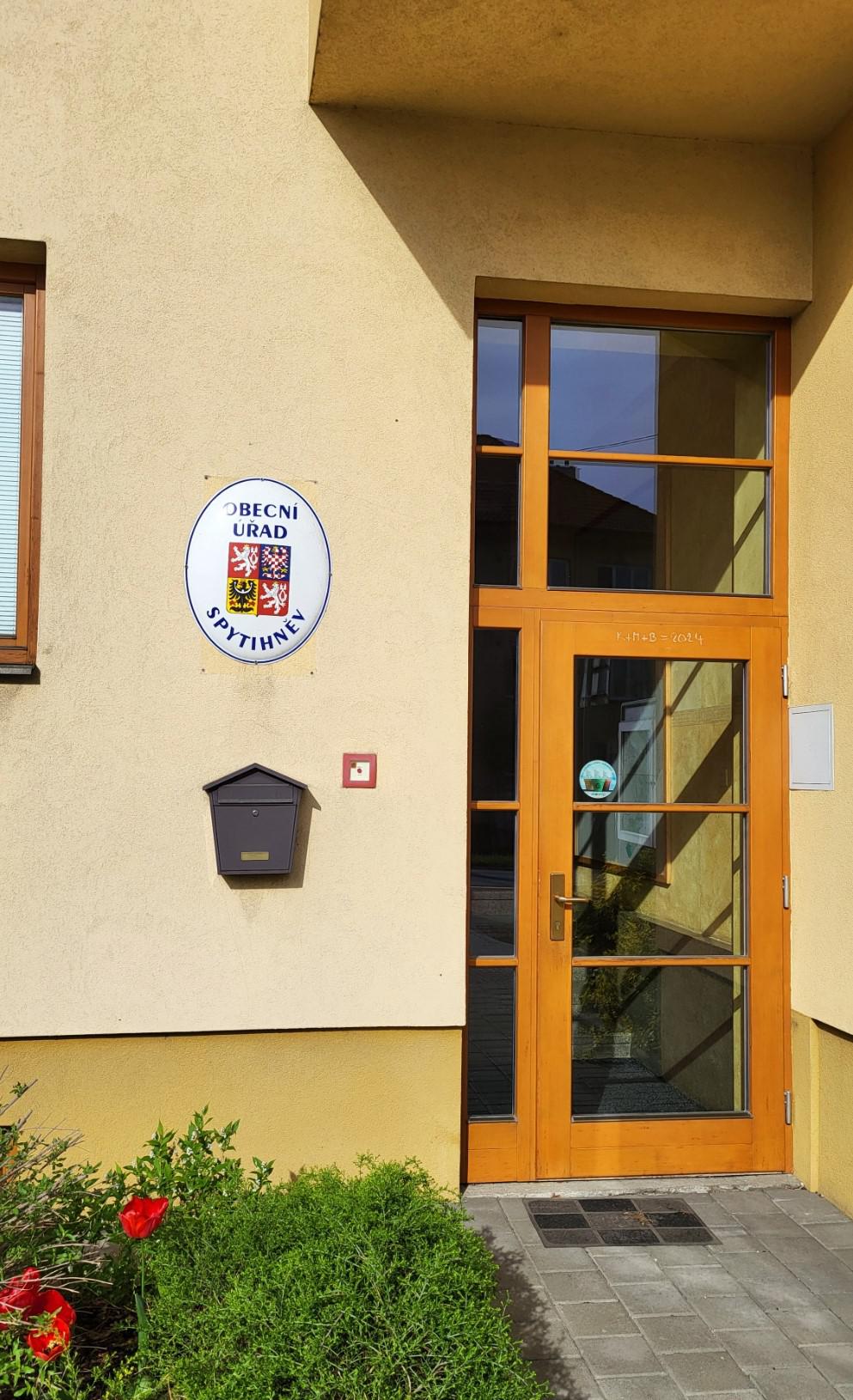 Spytihněv - obecní úřad foto 4