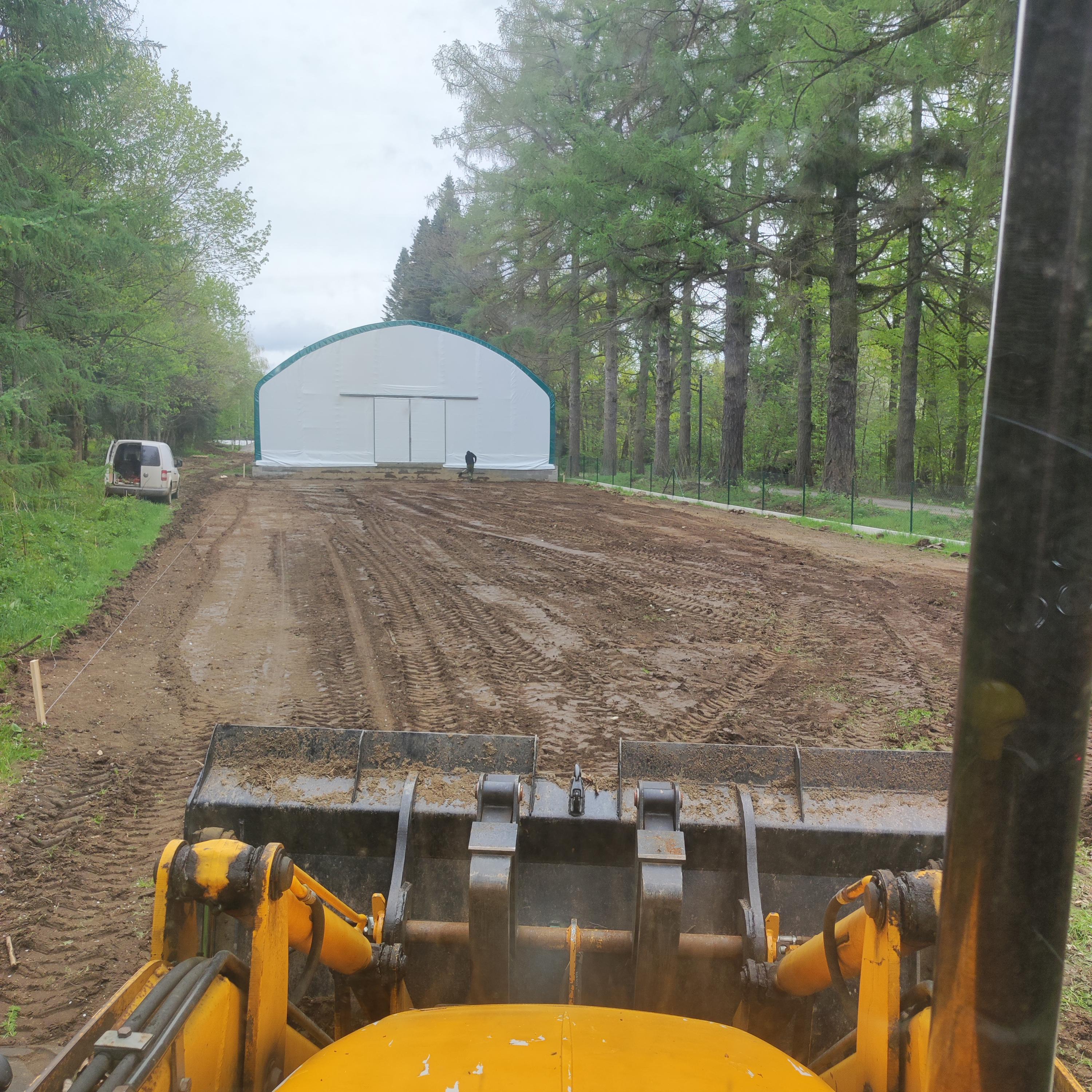 Jiří Bučko - Zemní práce traktorbagrem foto 3
