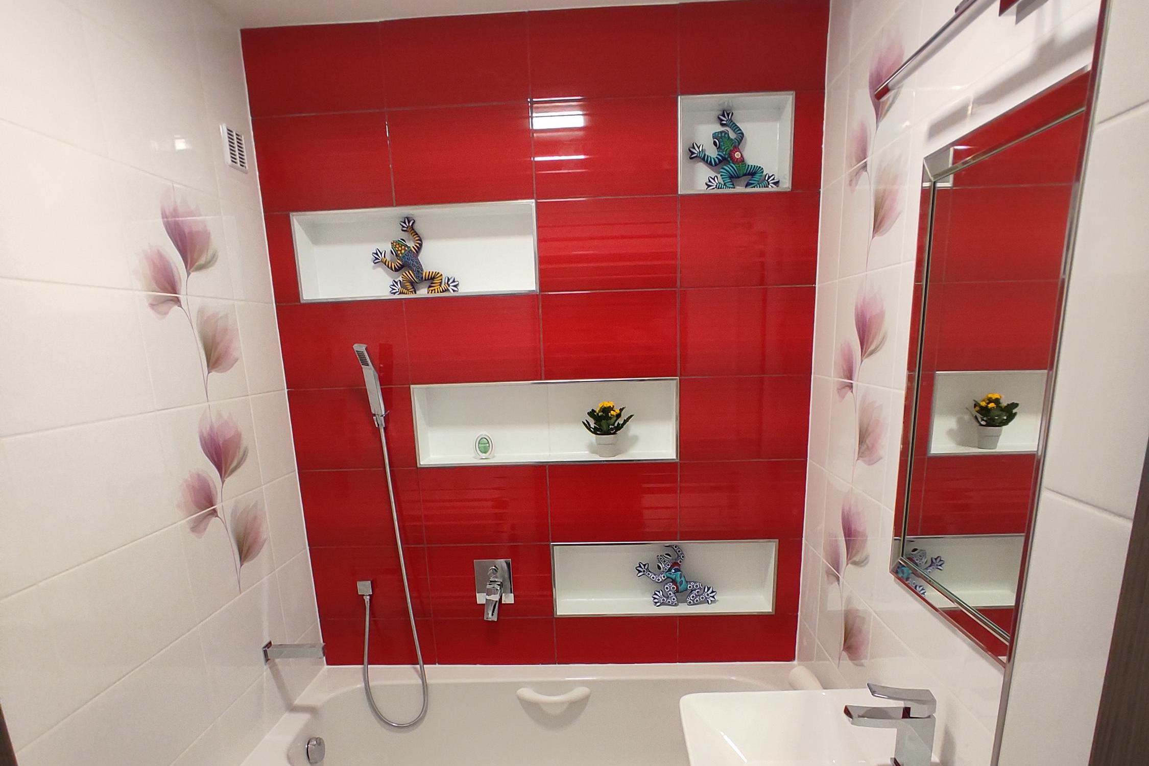 Dušan Antálek - rekonstrukce bytových jader a koupelen foto 1