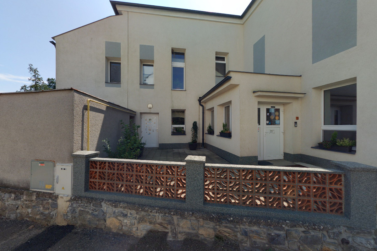 Místní knihovna Charváty foto 2