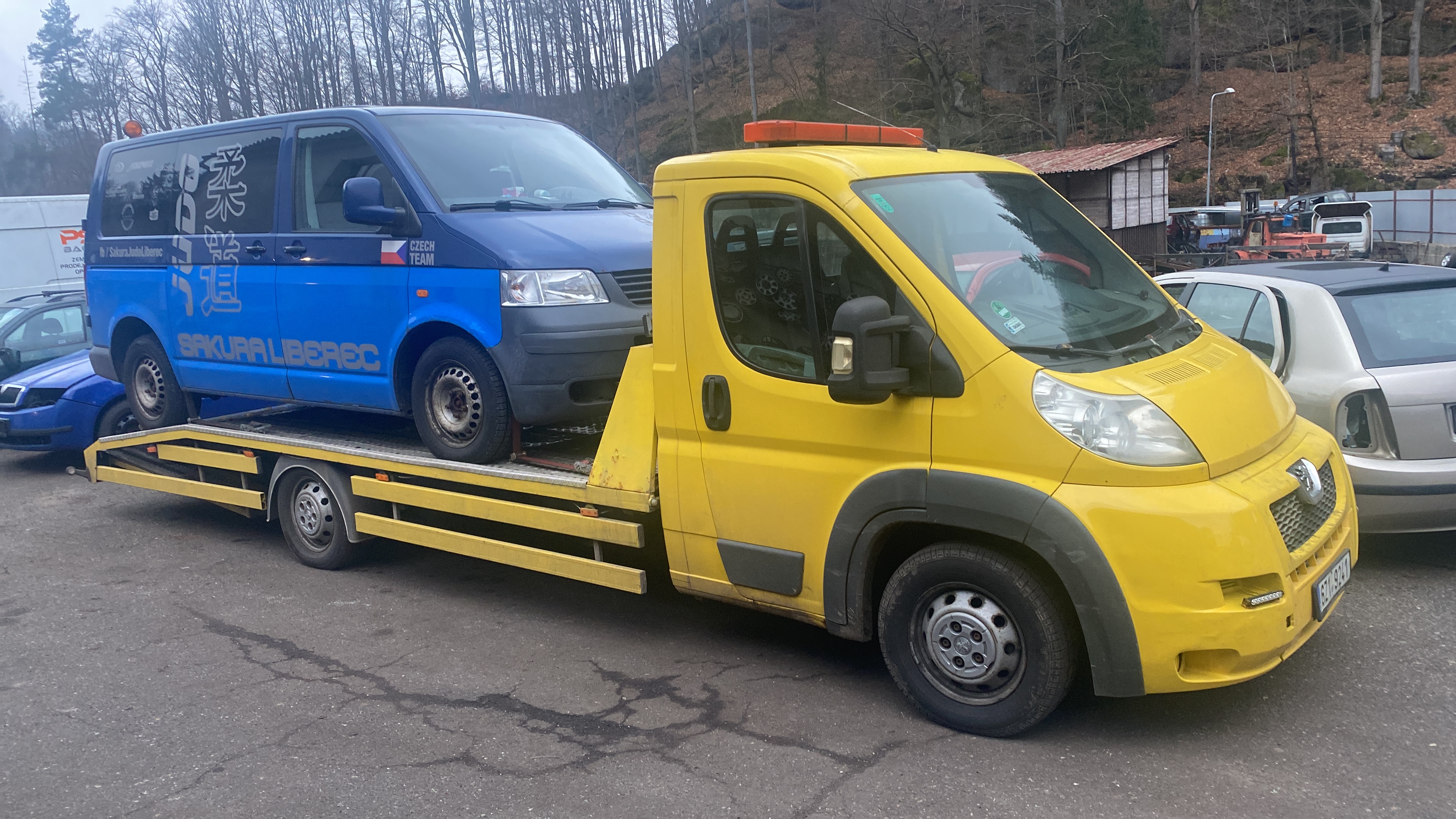 AUTOVRAKOVIŠTĚ Kateřinky Liberec foto 4