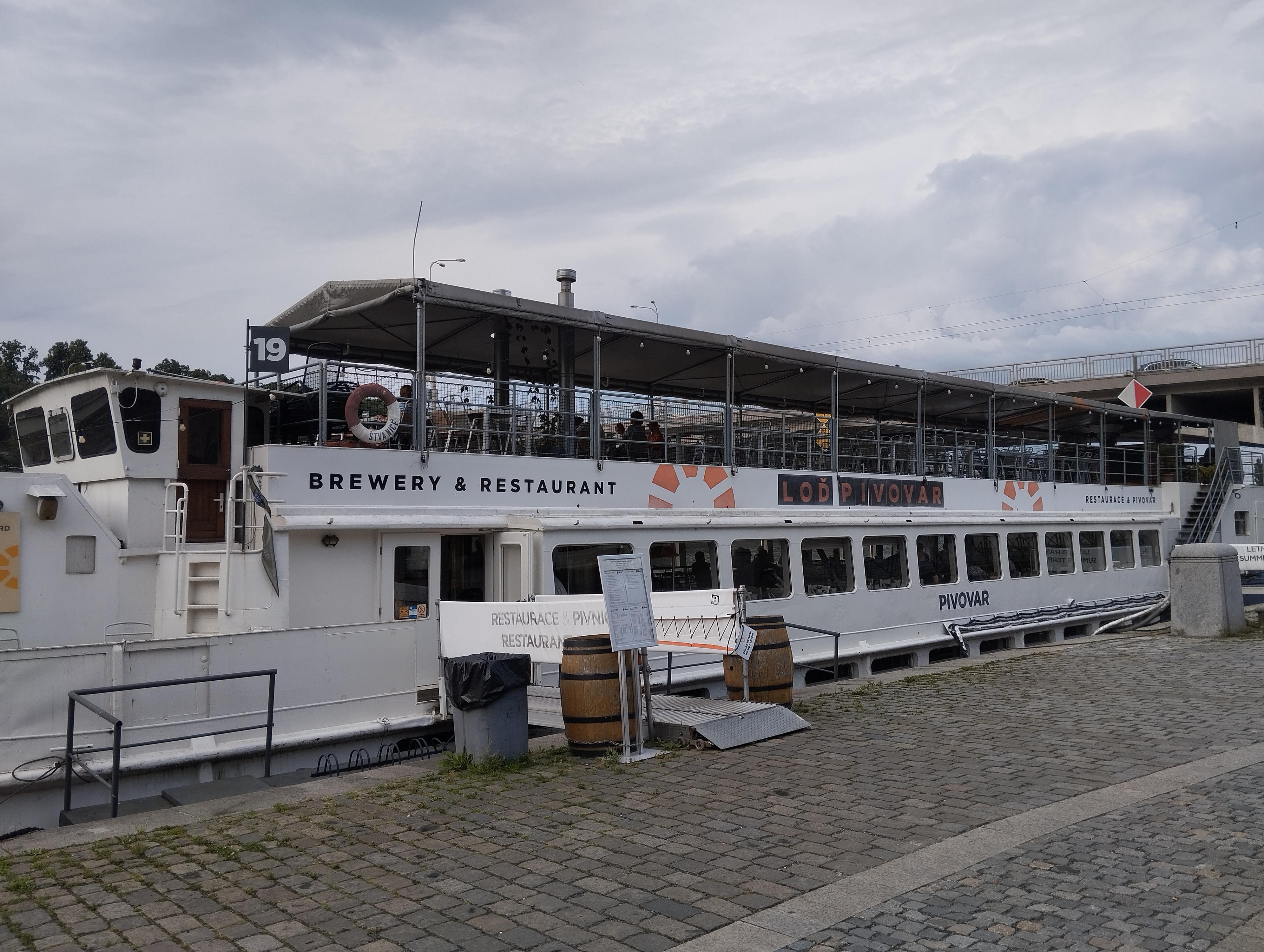 Loď Pivovar foto 6