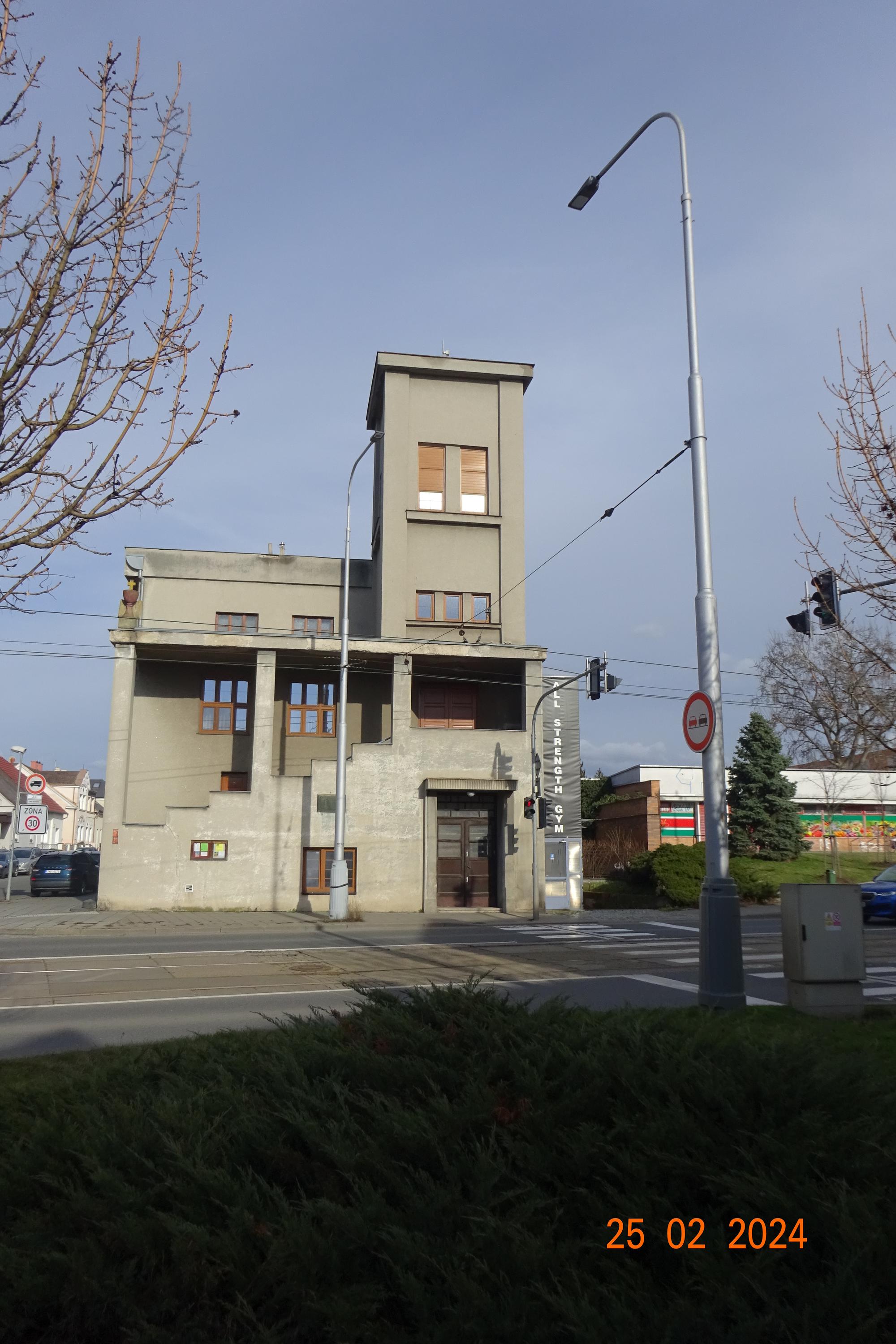 Náboženská obec Církve československé husitské foto 2