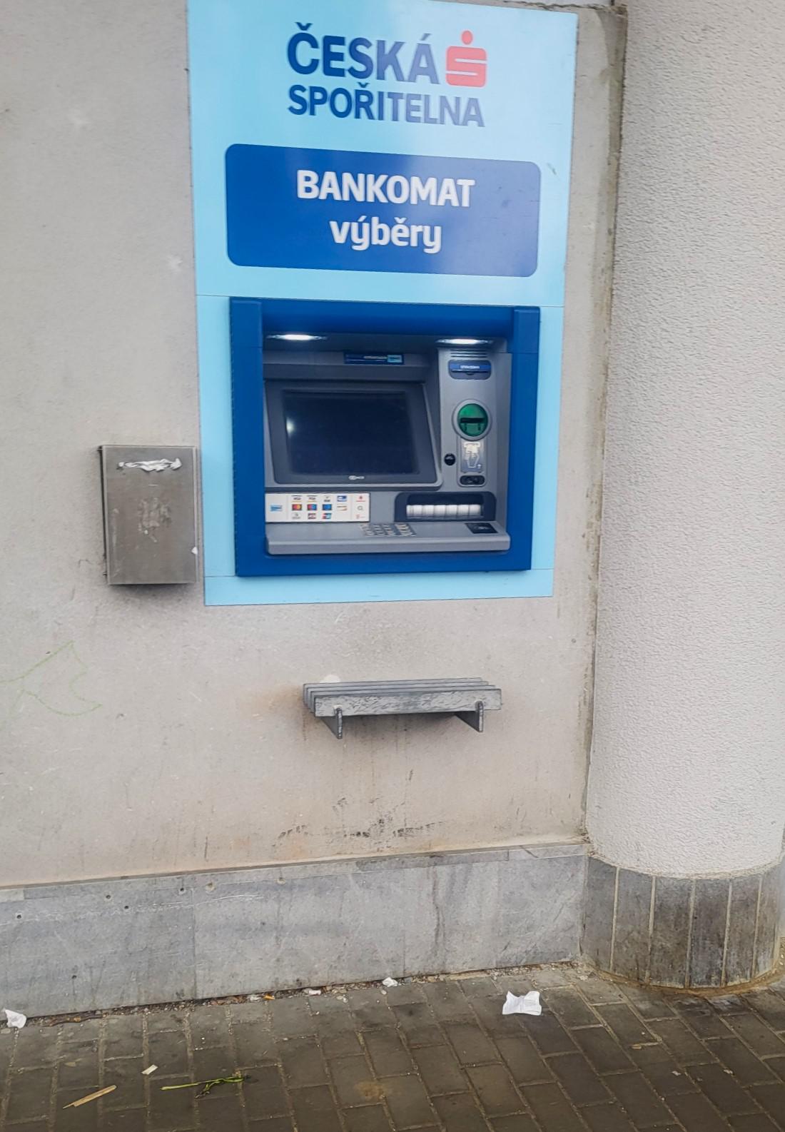Bankomat České spořitelny foto 4