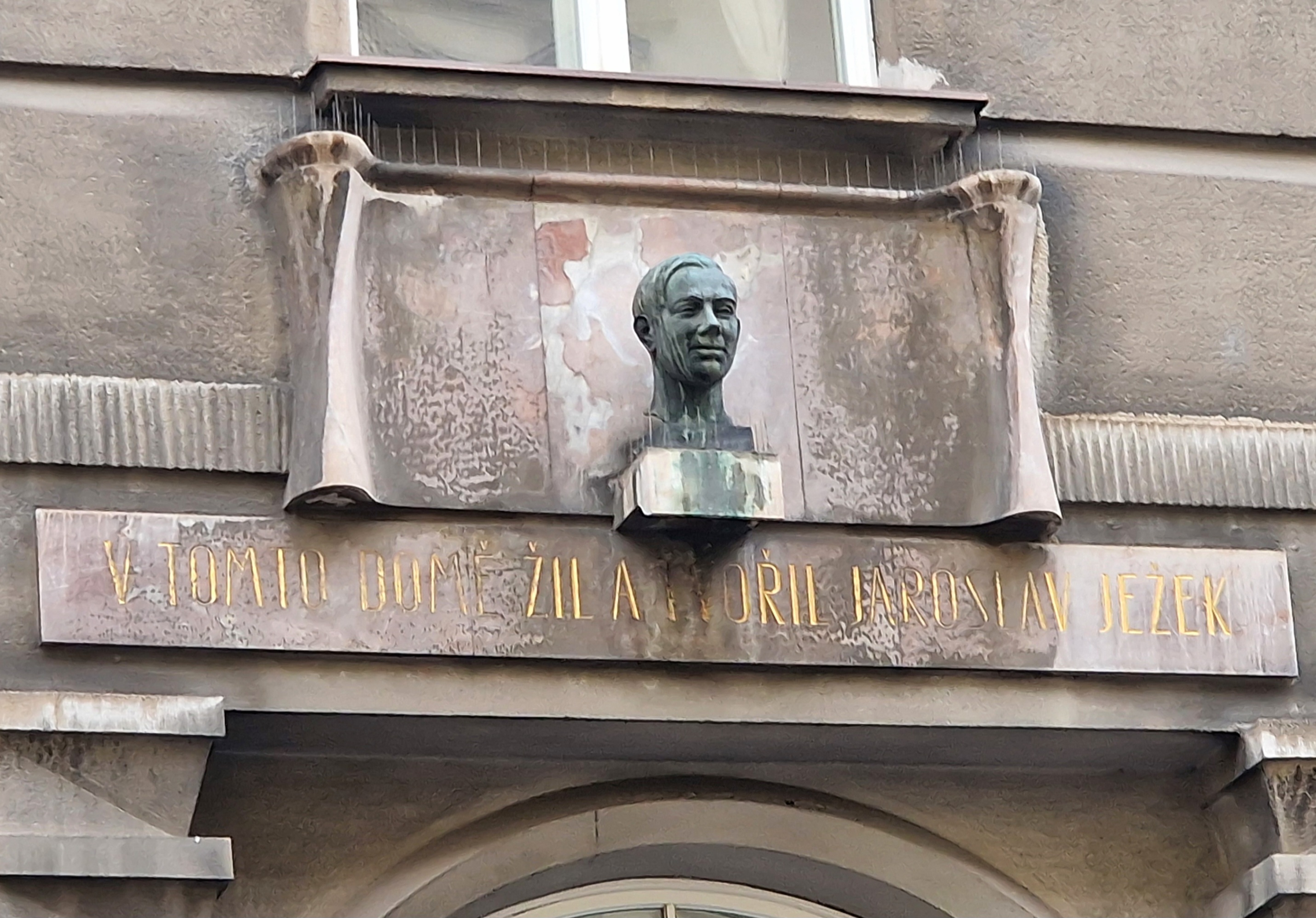 Památník Jaroslava Ježka foto 4