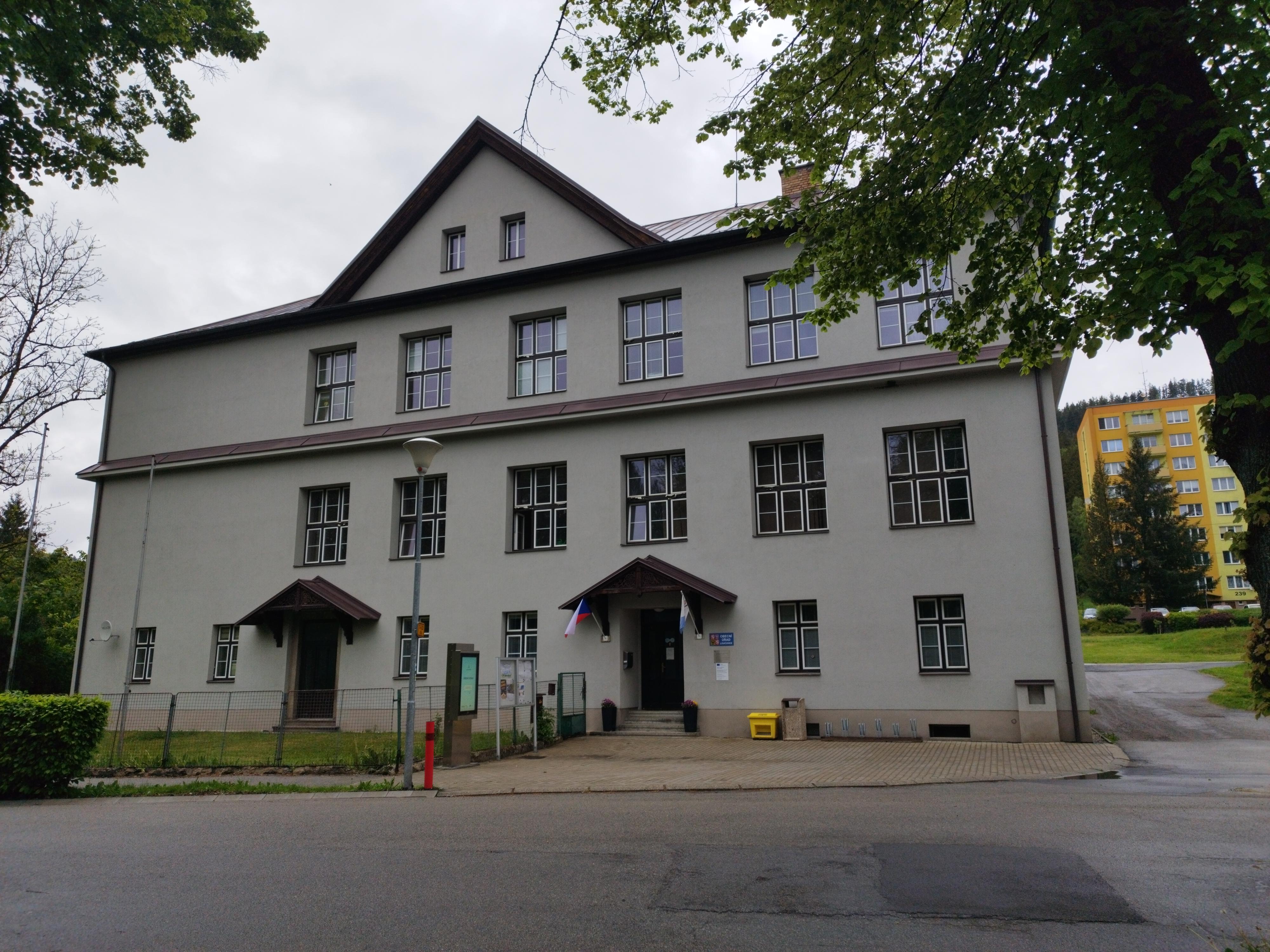 Loučovice - obecní úřad foto 5