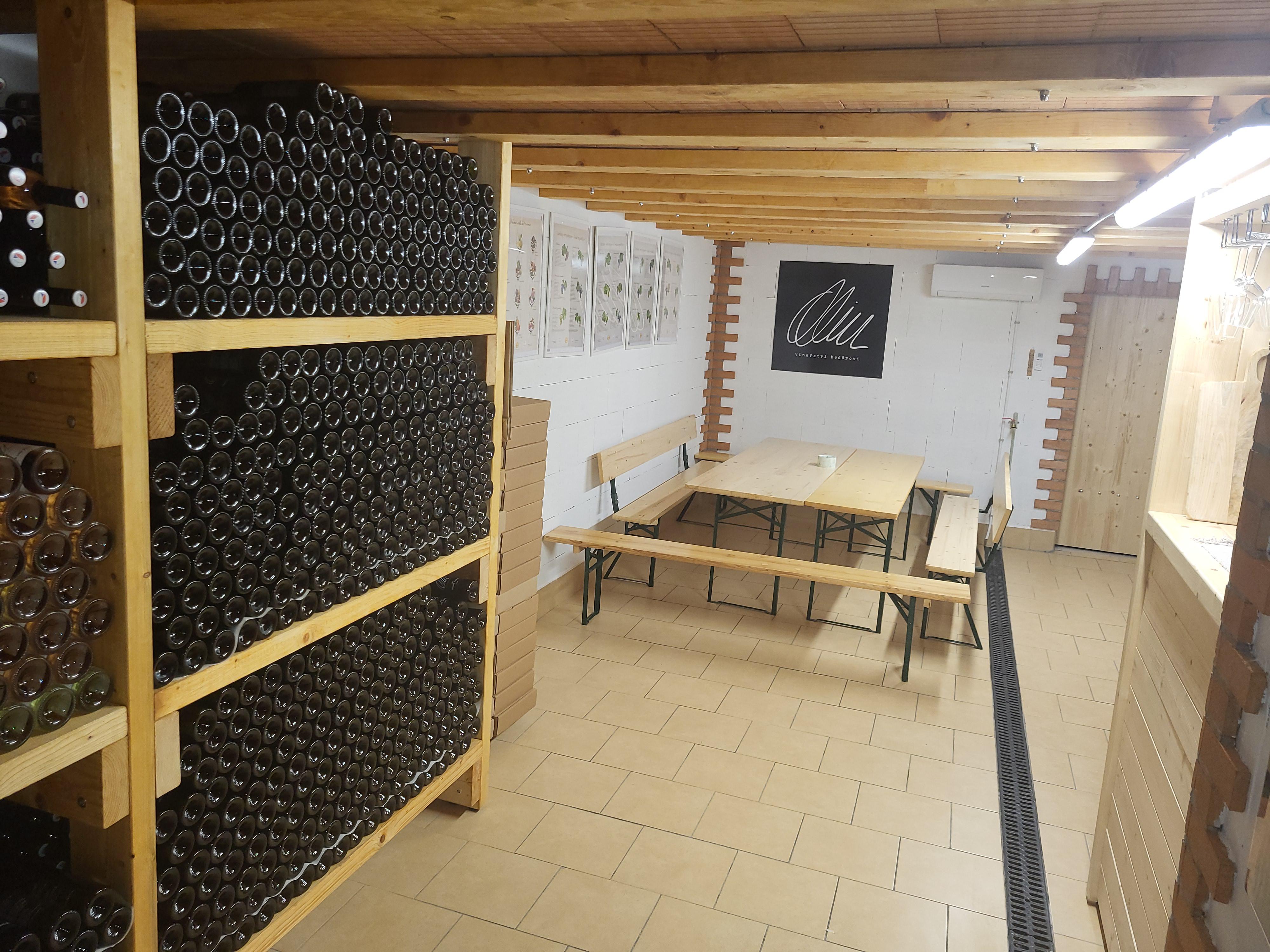 Vinařství Beděrovi - prodej vína foto 6