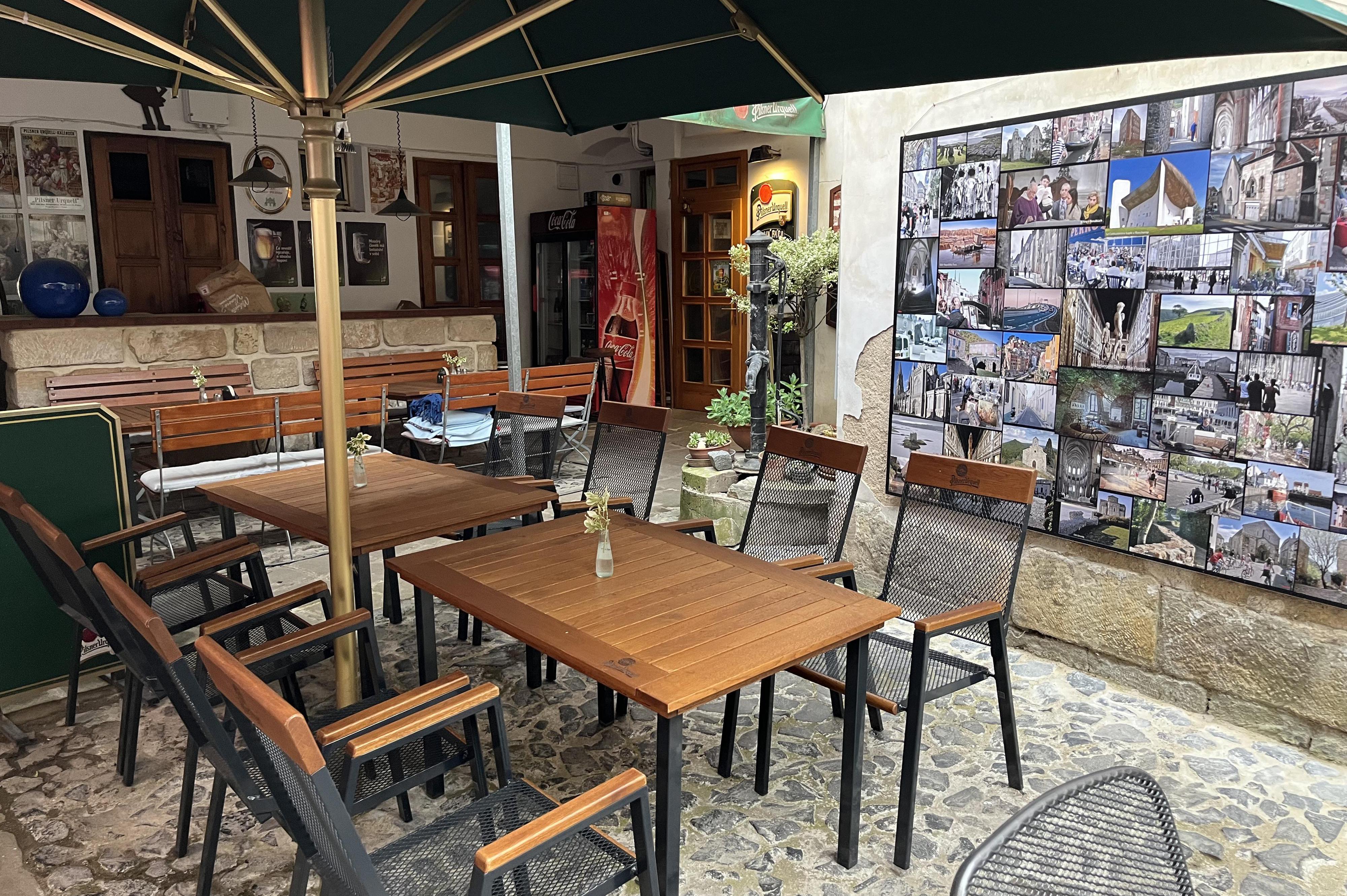 Restaurace Divá Bára