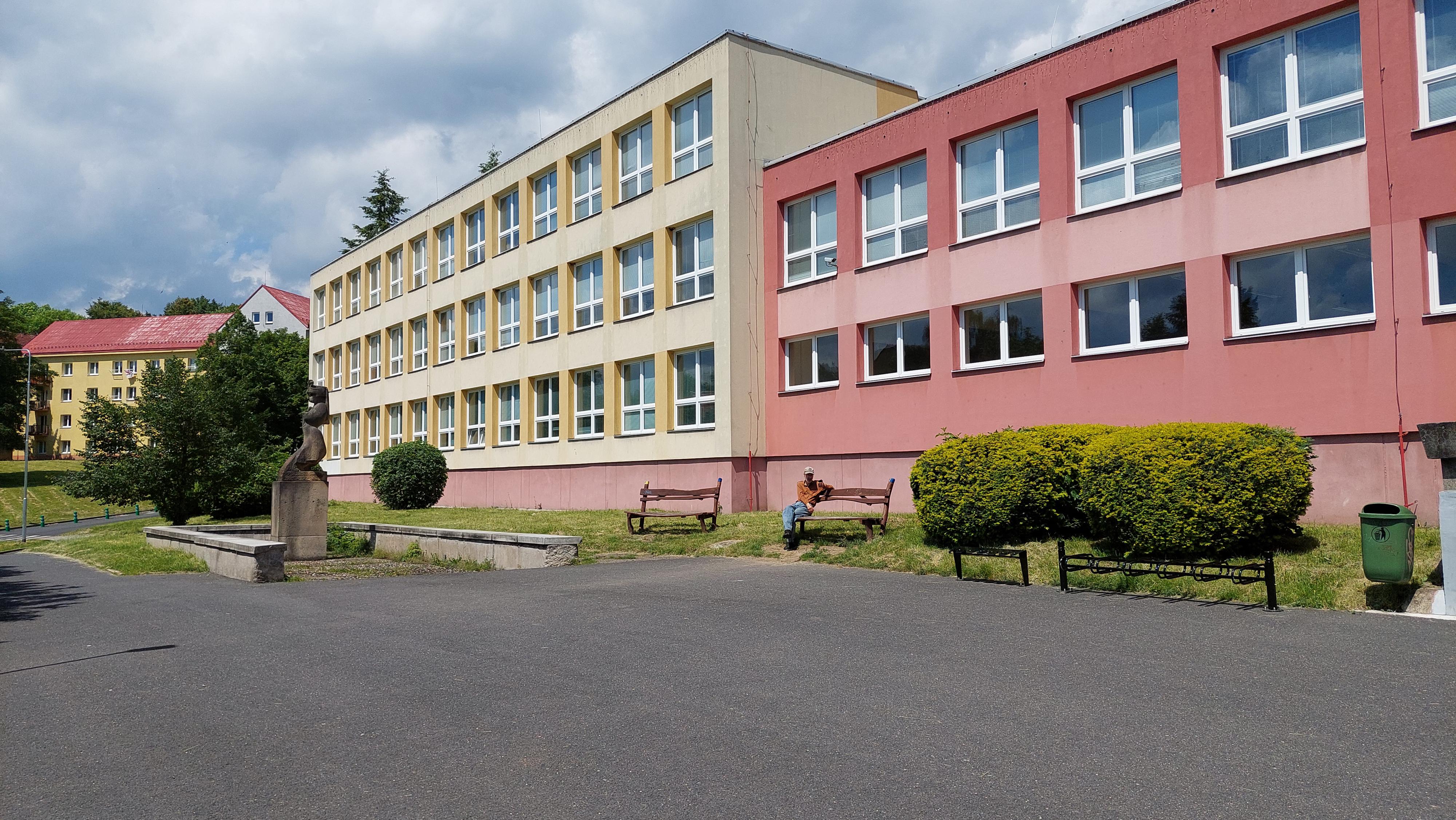 ZŠ a MŠ Meziboří foto 3