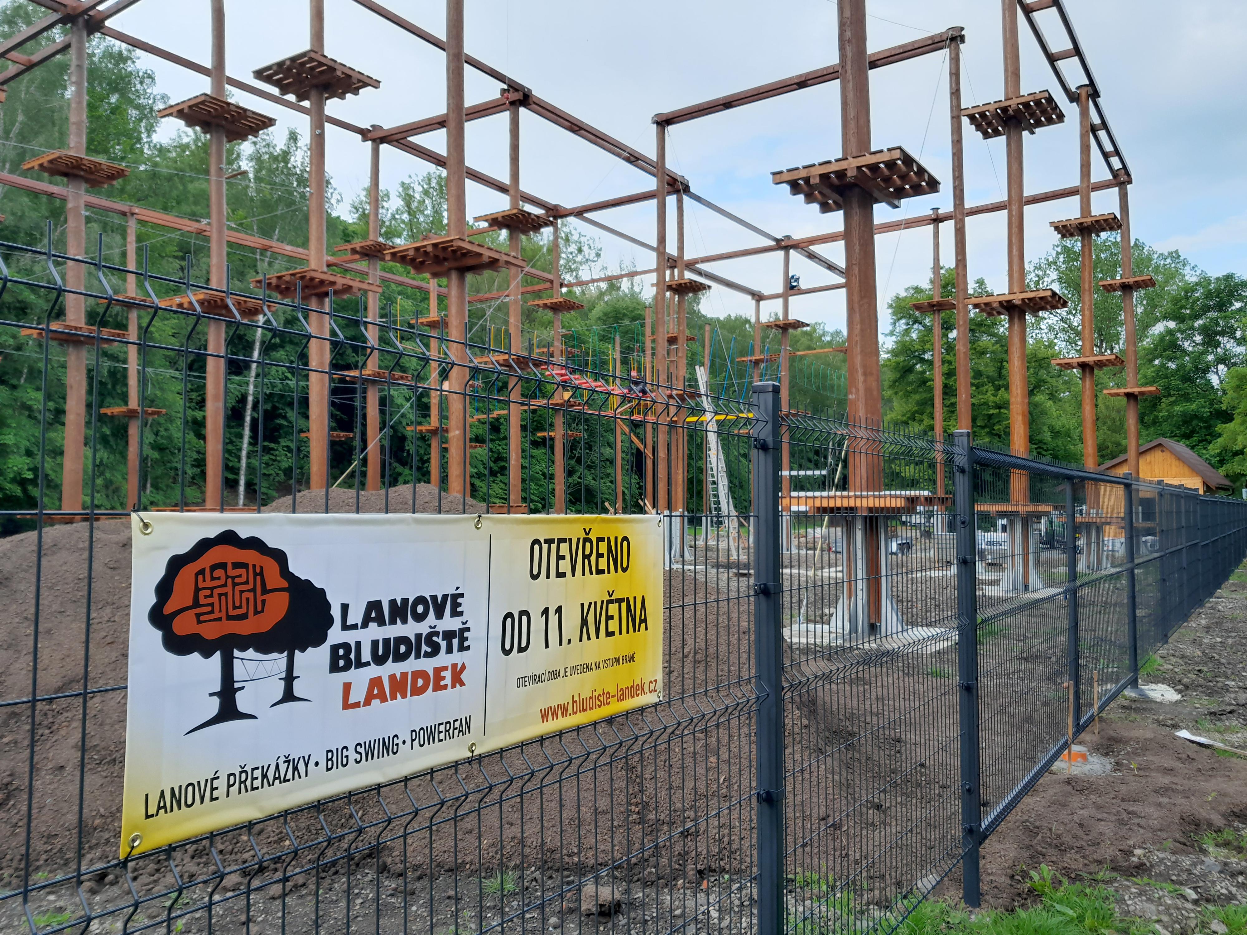 Lanové bludiště Landek foto 3