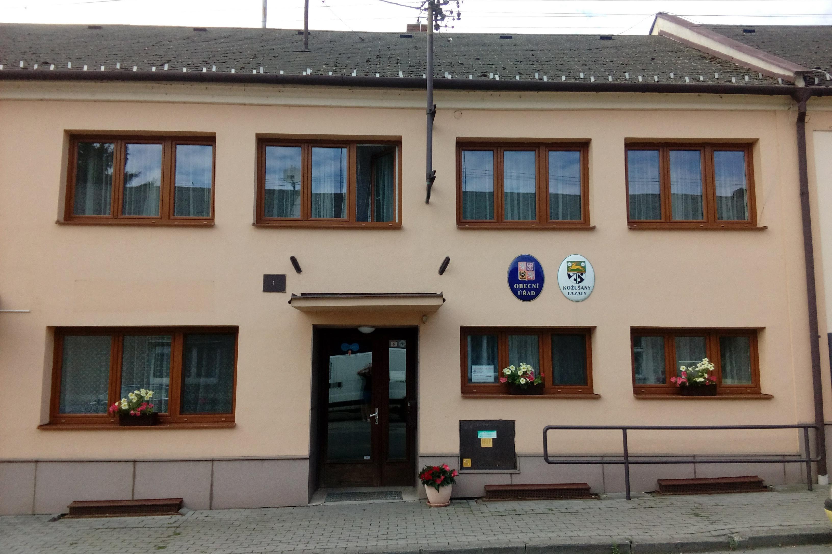 Obecní knihovna Kožušany-Tážaly