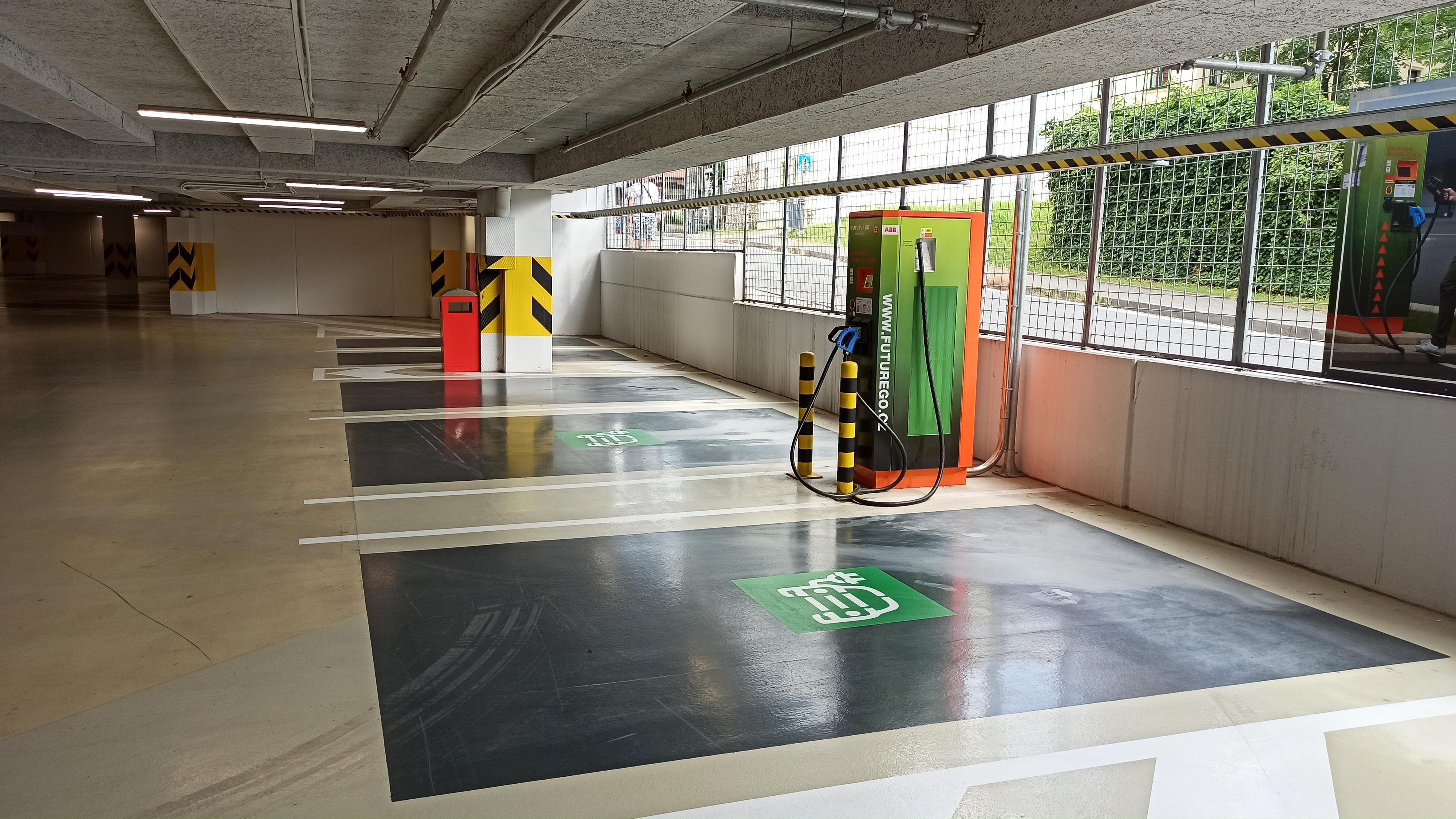 Nabíjecí stanice ČEZ foto 3