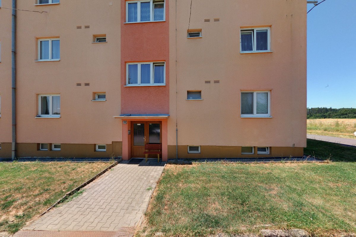 Adéla Vítová - řasy a tetování obočí Ivančice foto 1