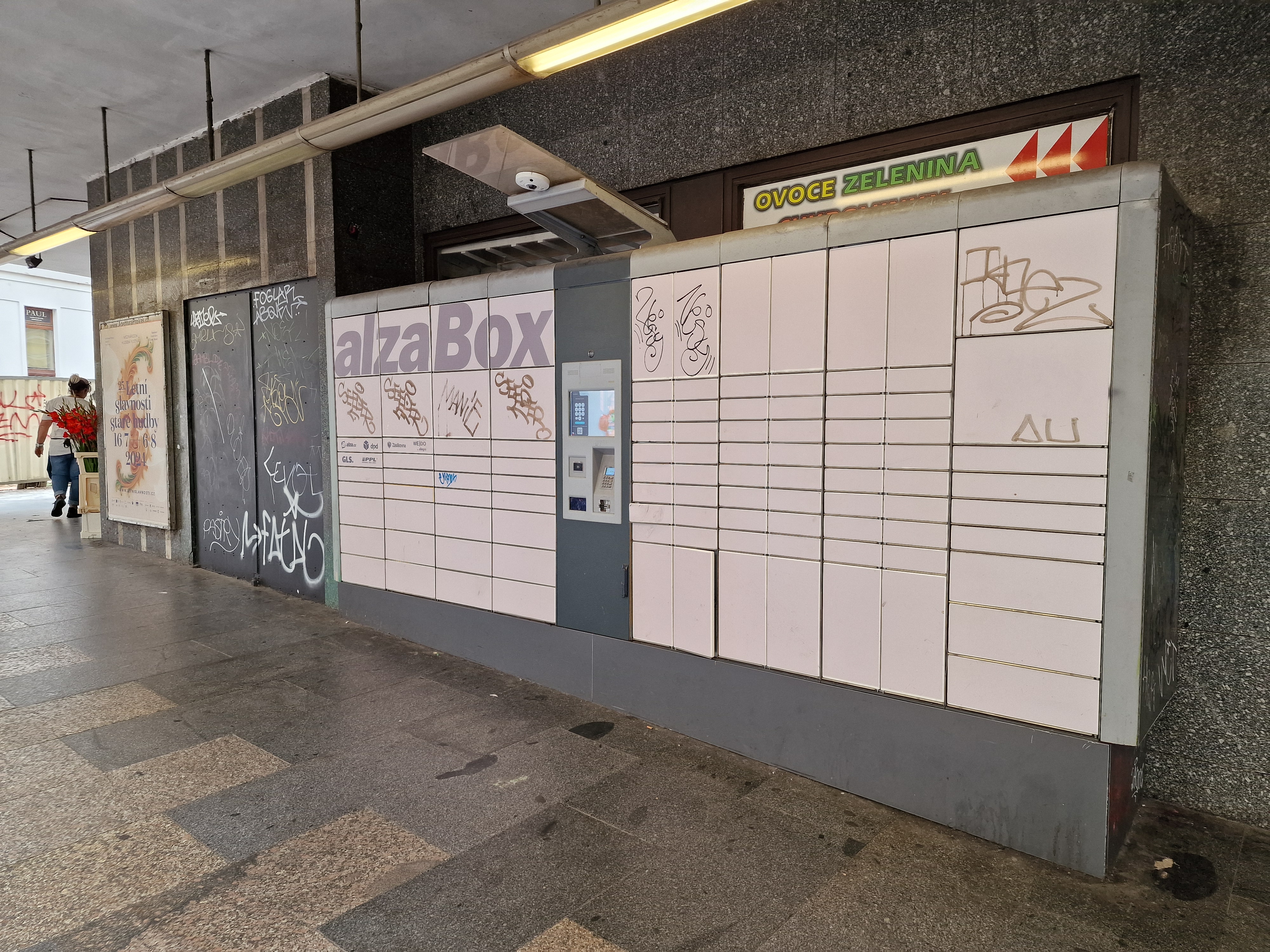 AlzaBox foto 6