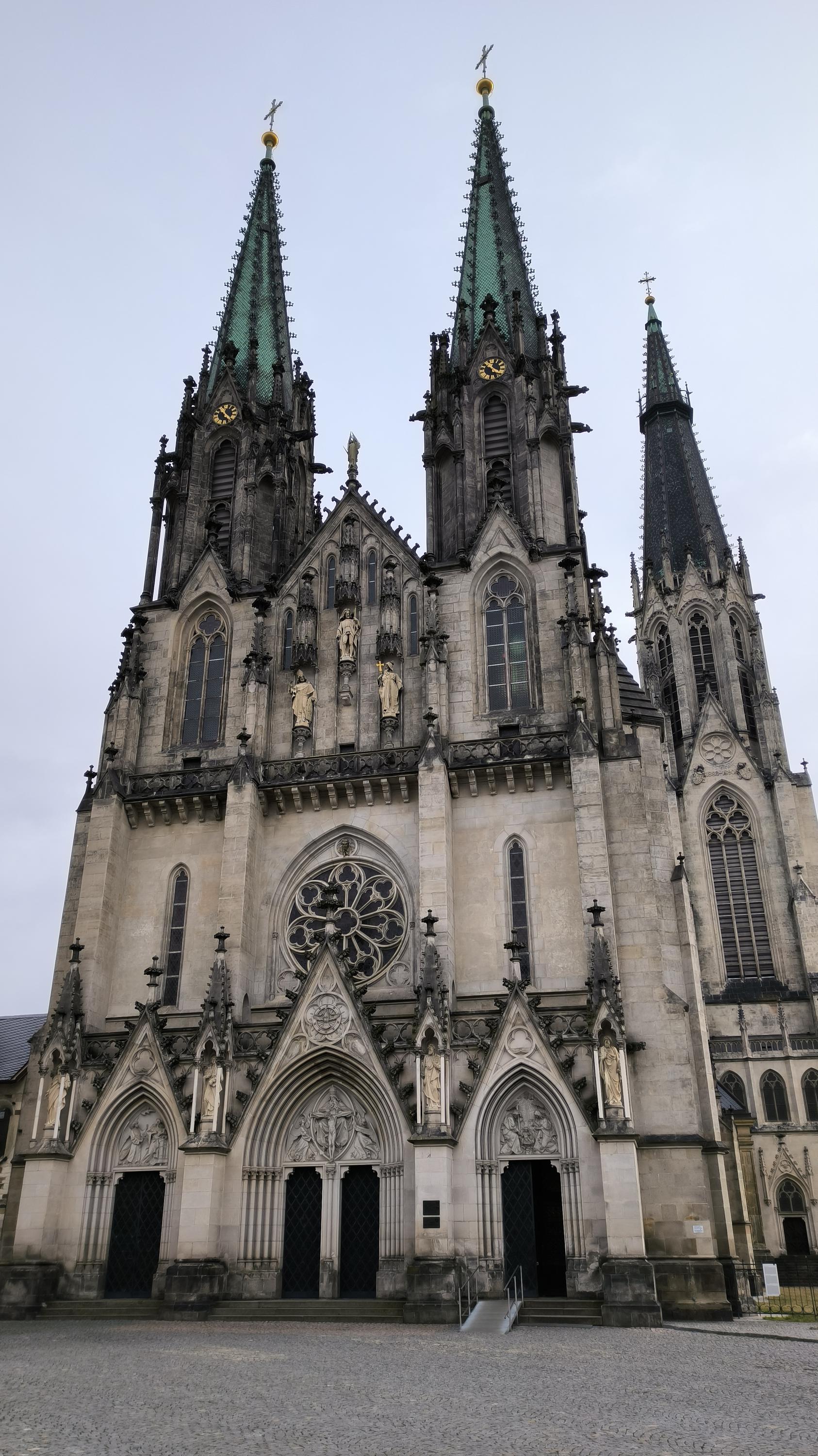 Římskokatolická farnost svatého Václava Olomouc foto 2