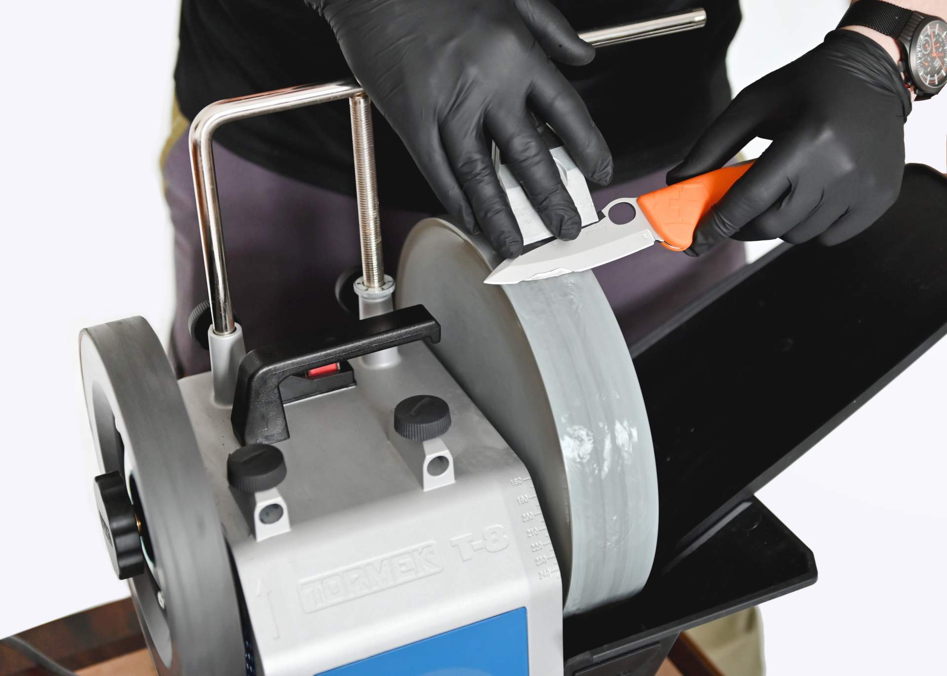 OSTŘÍM  - precizní broušení nožů foto 3