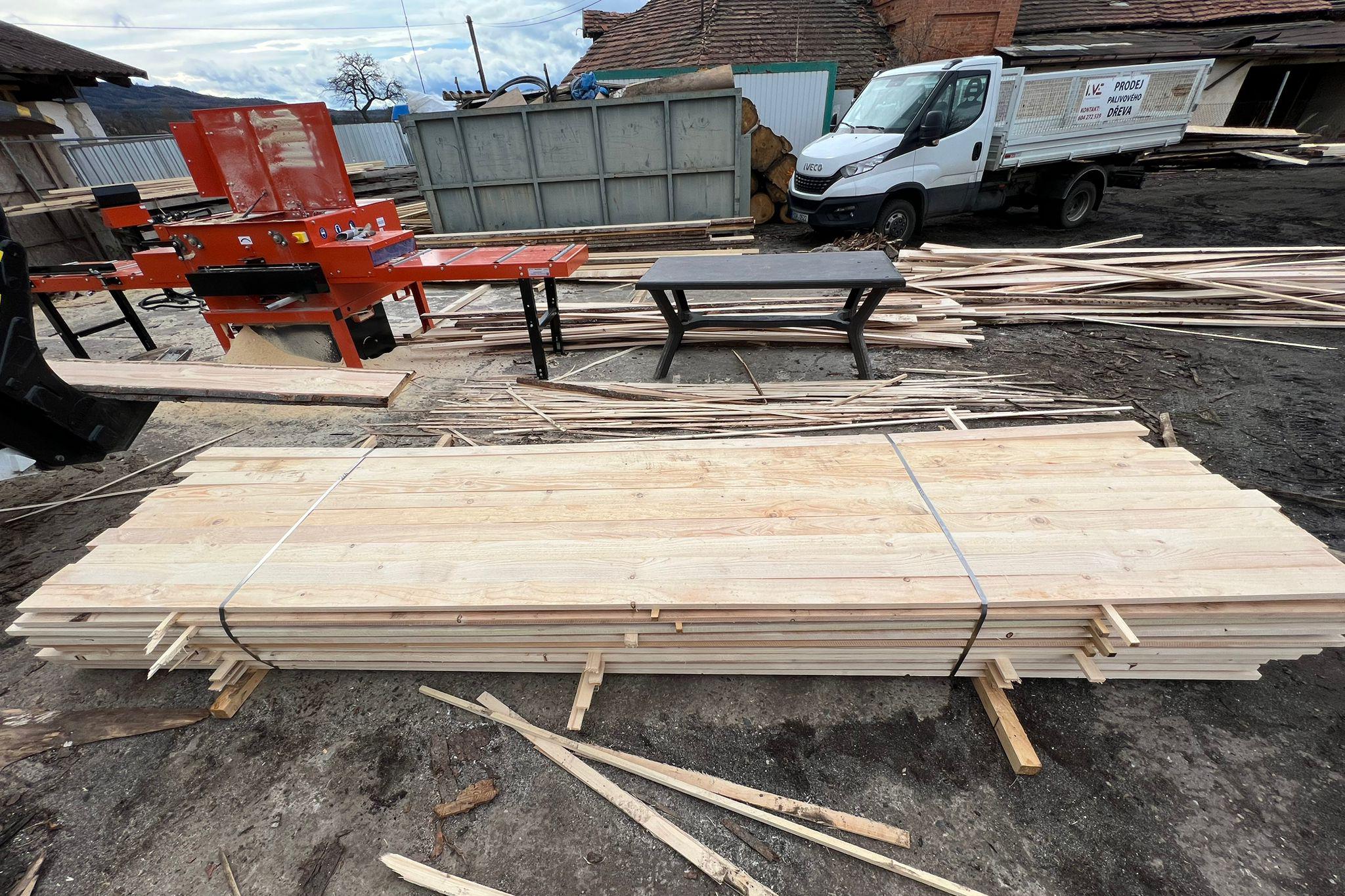 Prodej stavebního řeziva - 1. VINOHRADSKÁ ENERGETICKÁ, s.r.o.