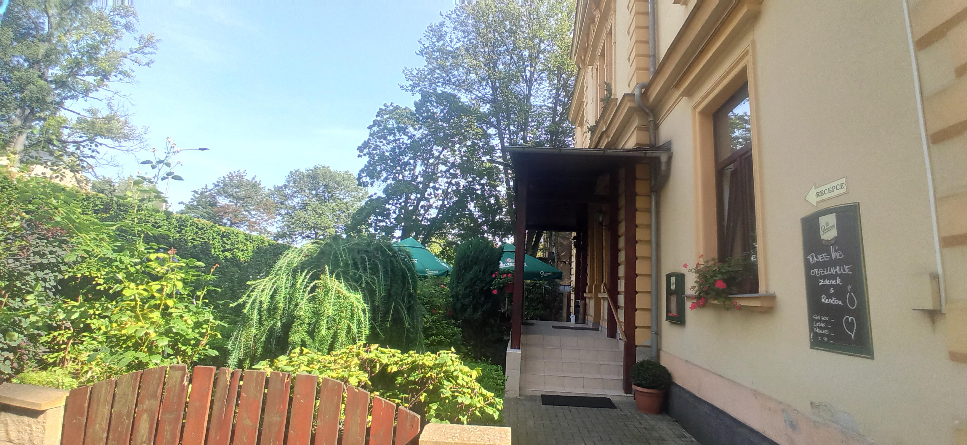 Restaurace a penzion U Parku