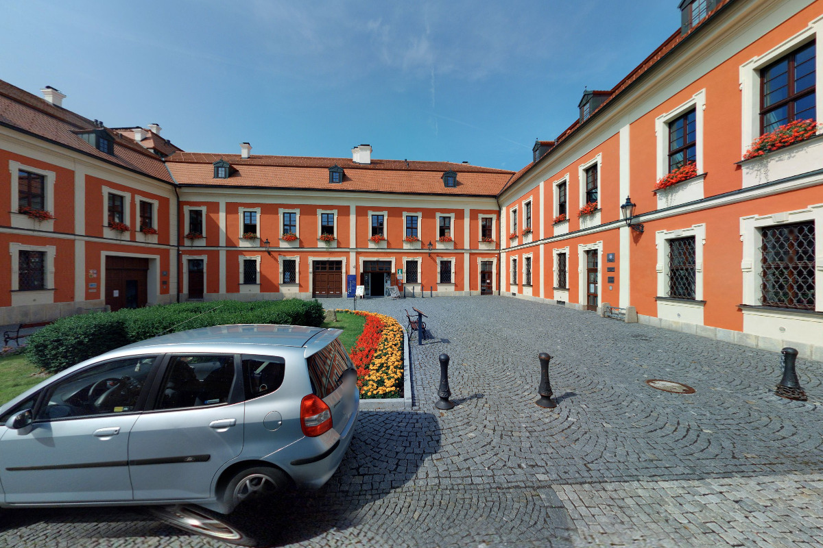 Dobíjecí stanice pro elektrokola - Infocentrum