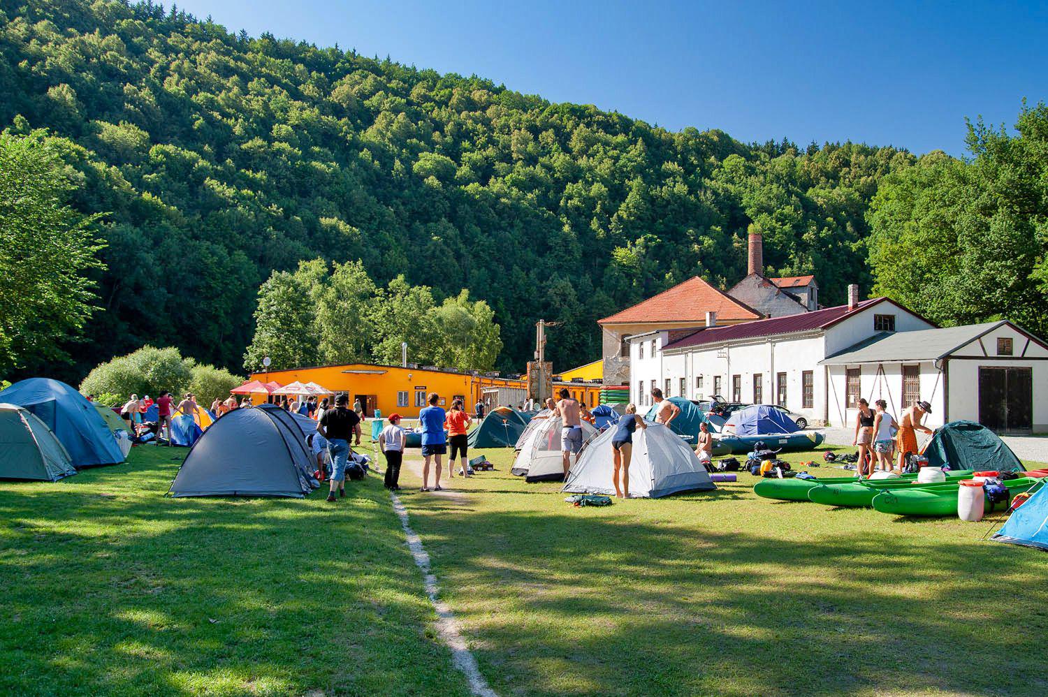 Kemp a ubytovna Vltavan foto 1