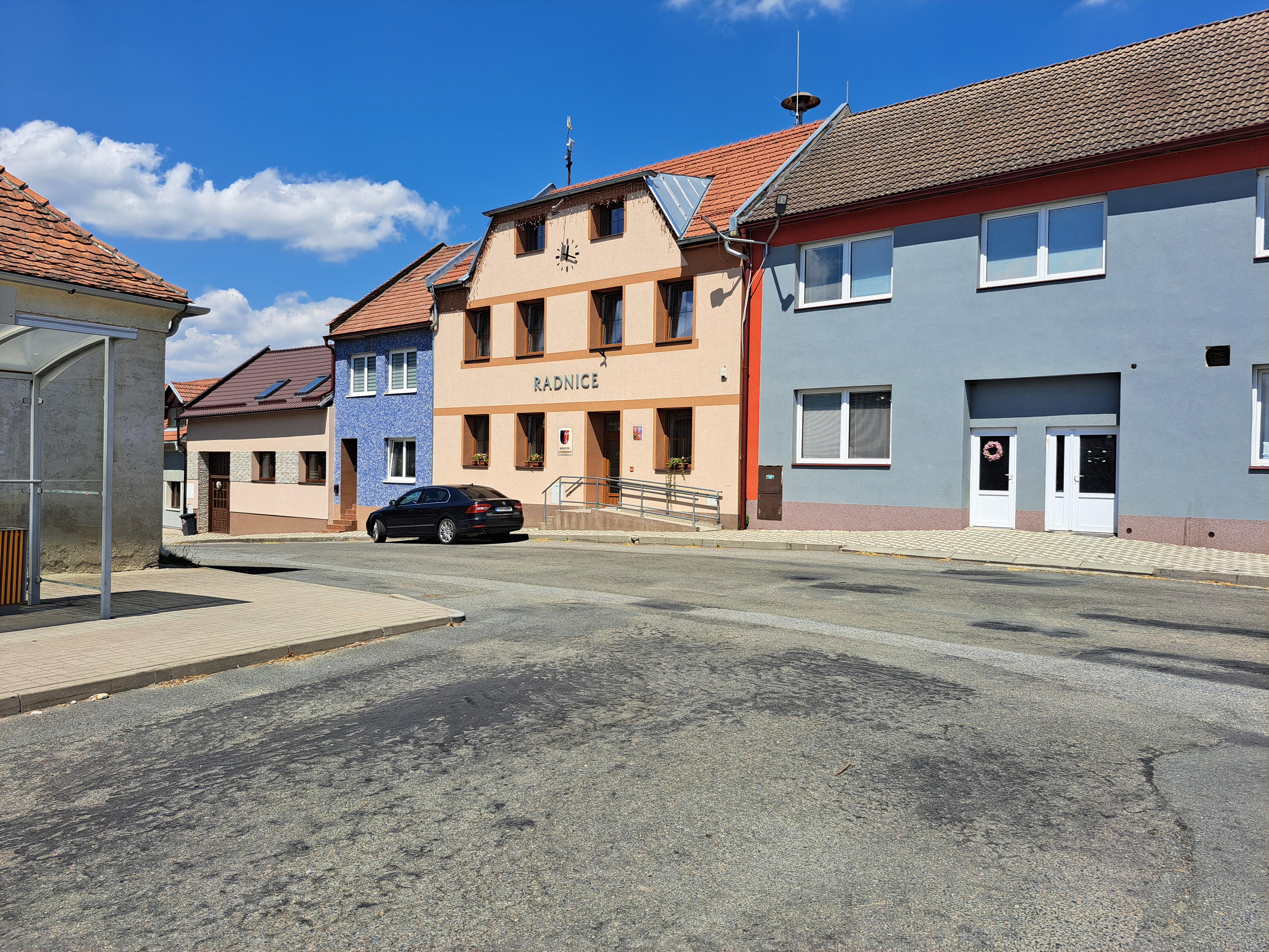 Litenčice - úřad městyse foto 5