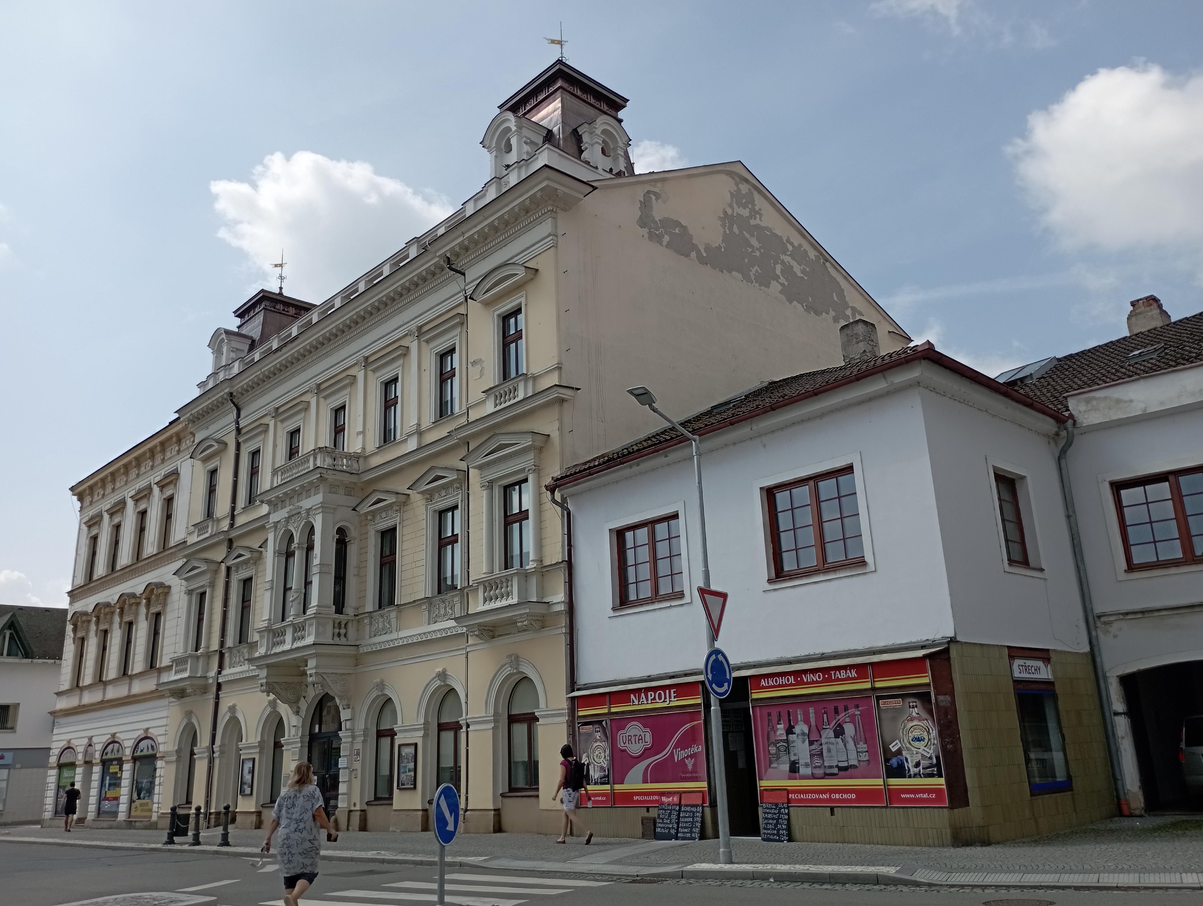 Obchodní akademie a Střední odborná škola cestovního ruchu Choceň foto 3