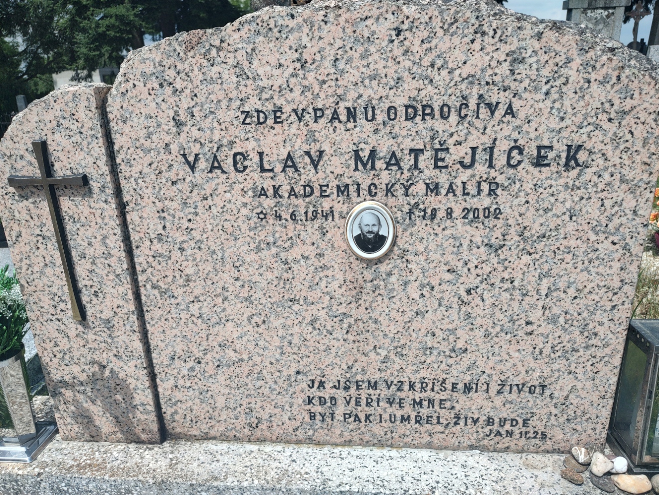 Péče o hrob - S důvěrou ji nechte na nás foto 6