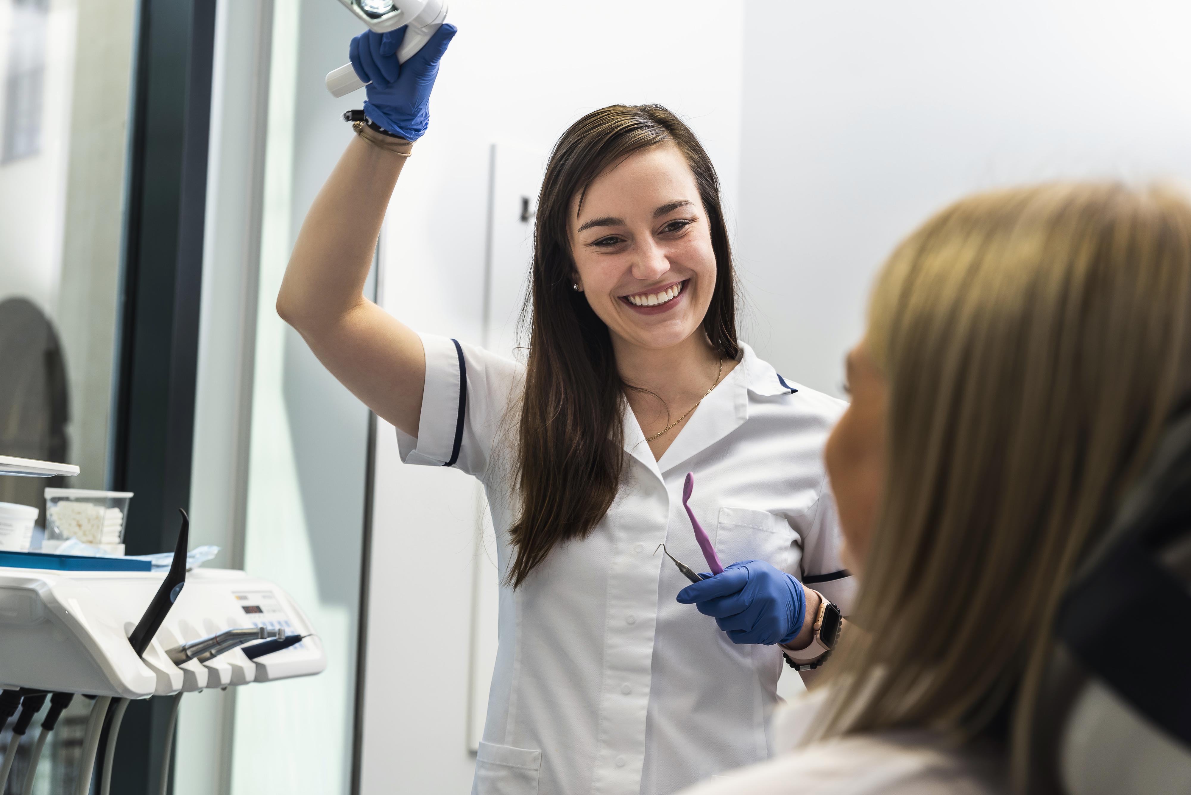 The Clinic - Dentální hygiena foto 2