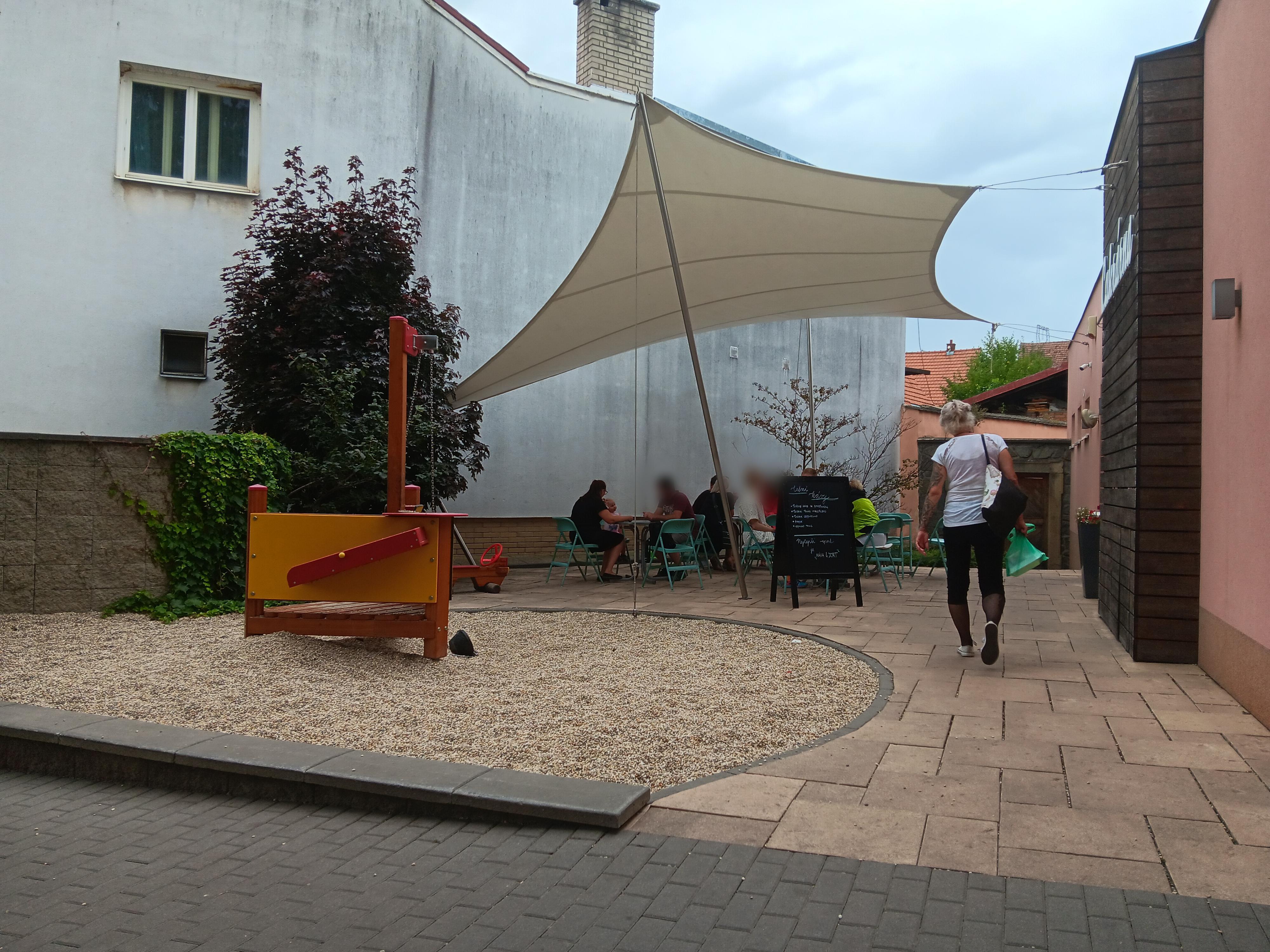 Obecní cukrárna Neslovice