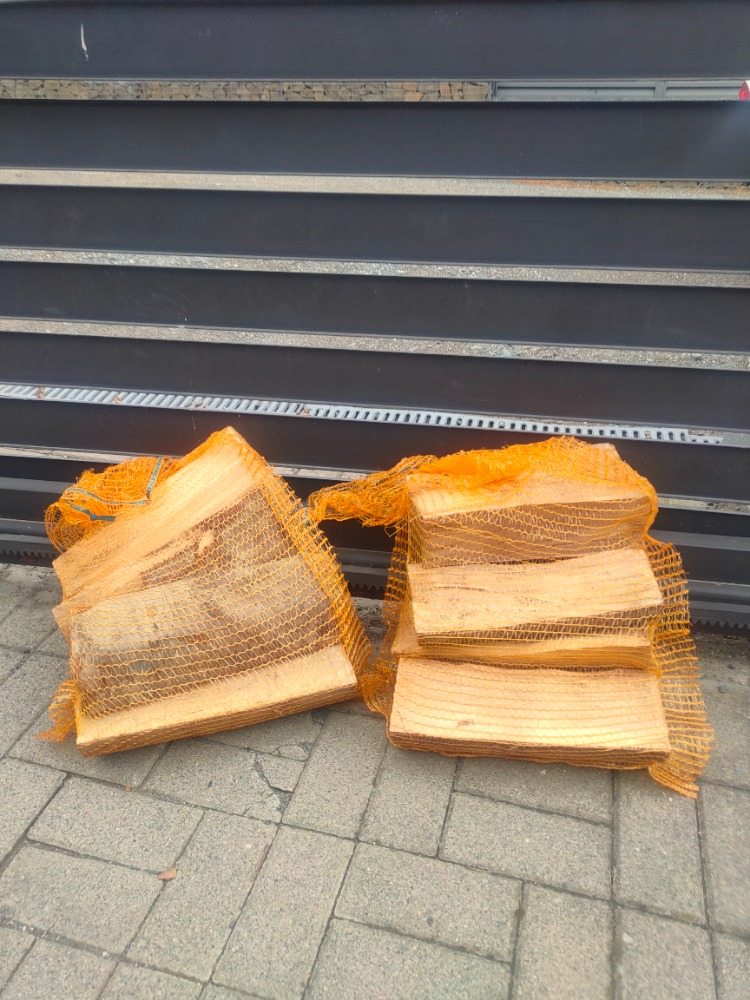 Dřevní palivo Jiří Dobeš foto 4