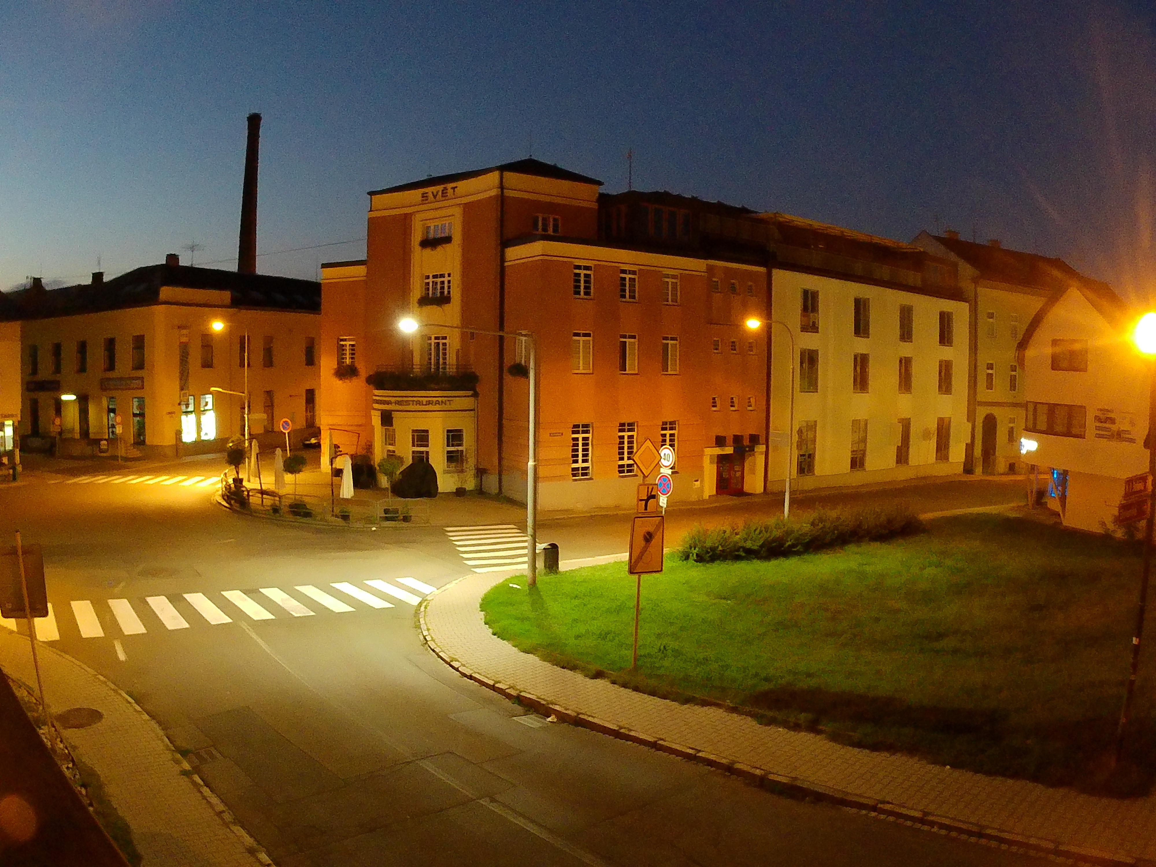 NA SVĚTĚ foto 3