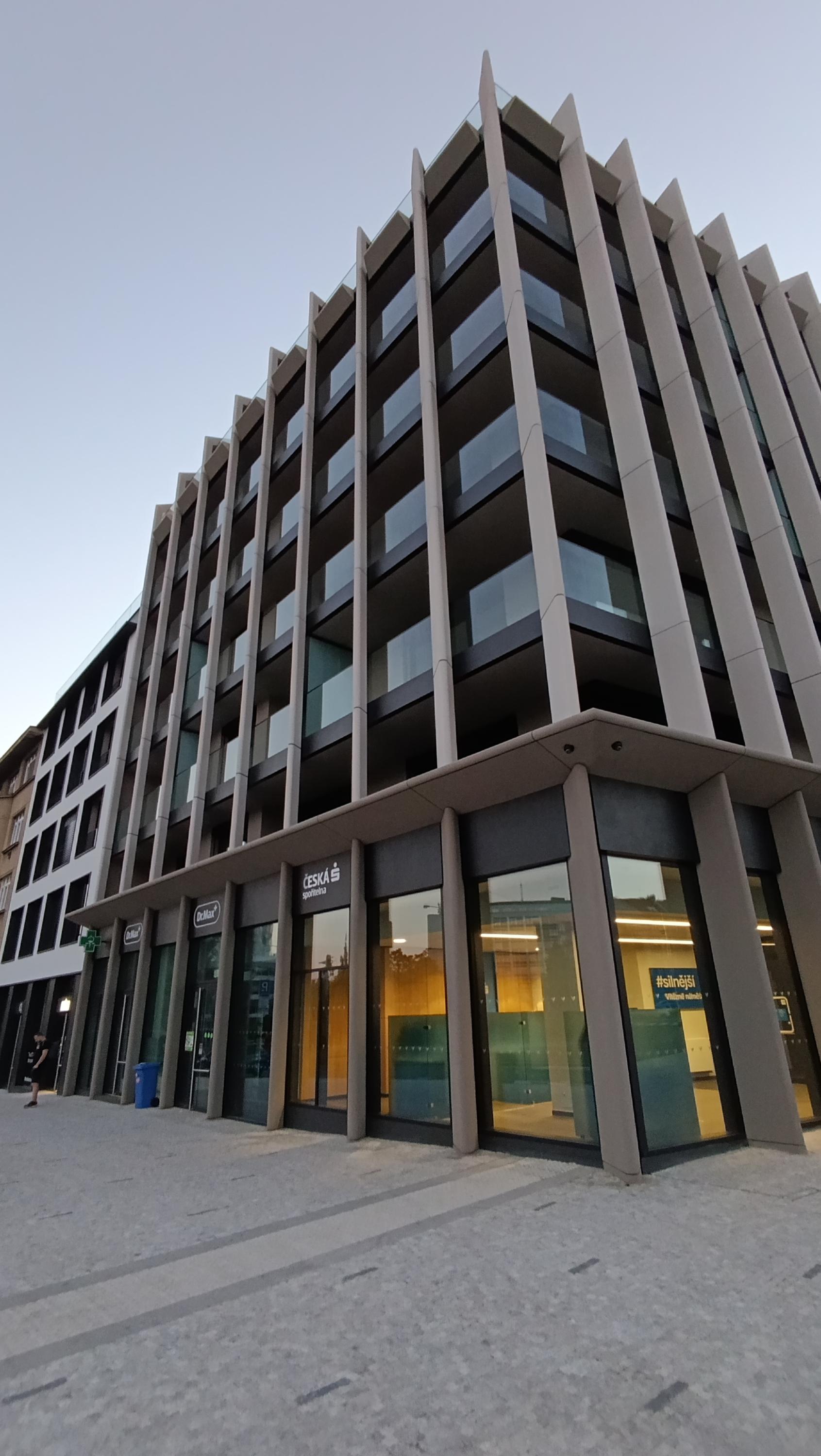 Bankomat České spořitelny foto 2